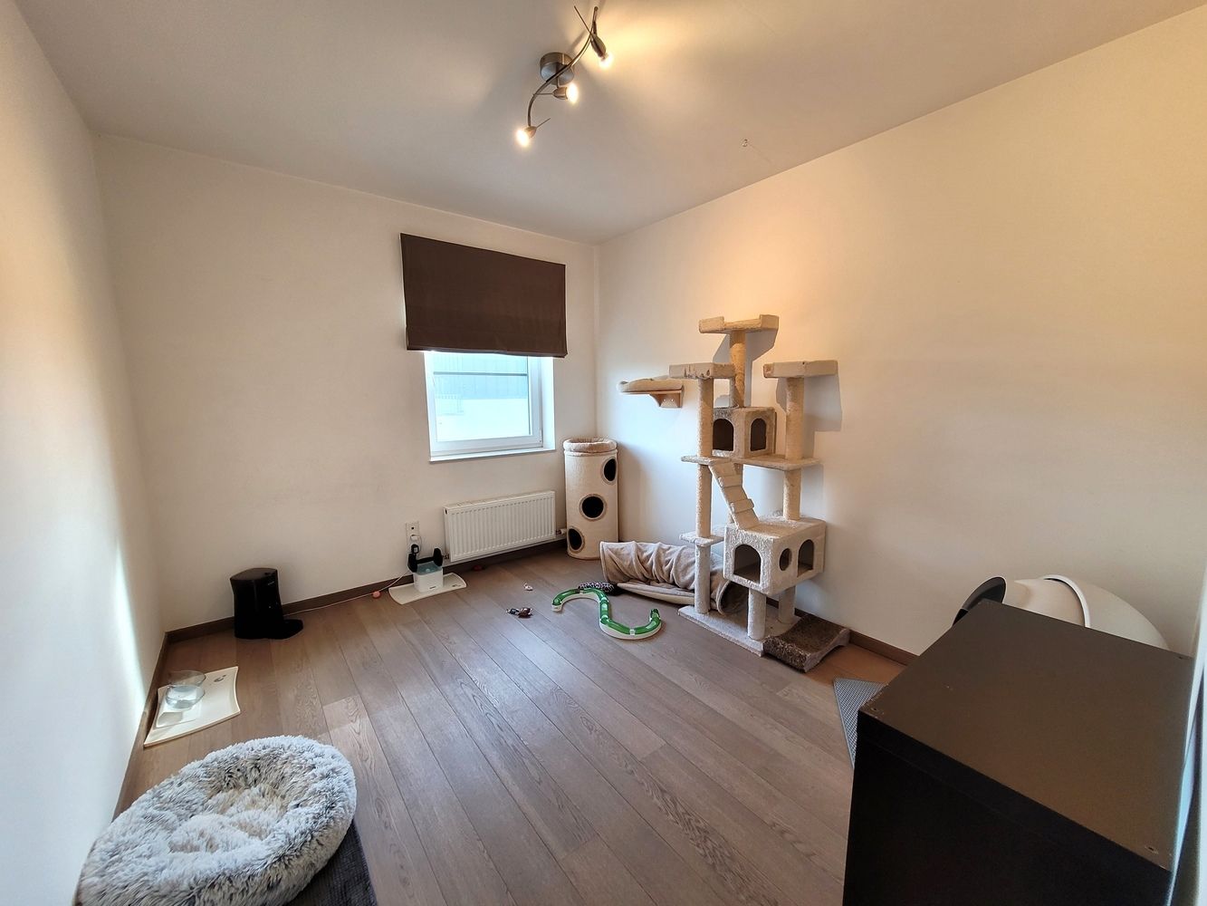 Instapklaar 2 slaapkamer appartement op centrale locatie te Aalter foto 8