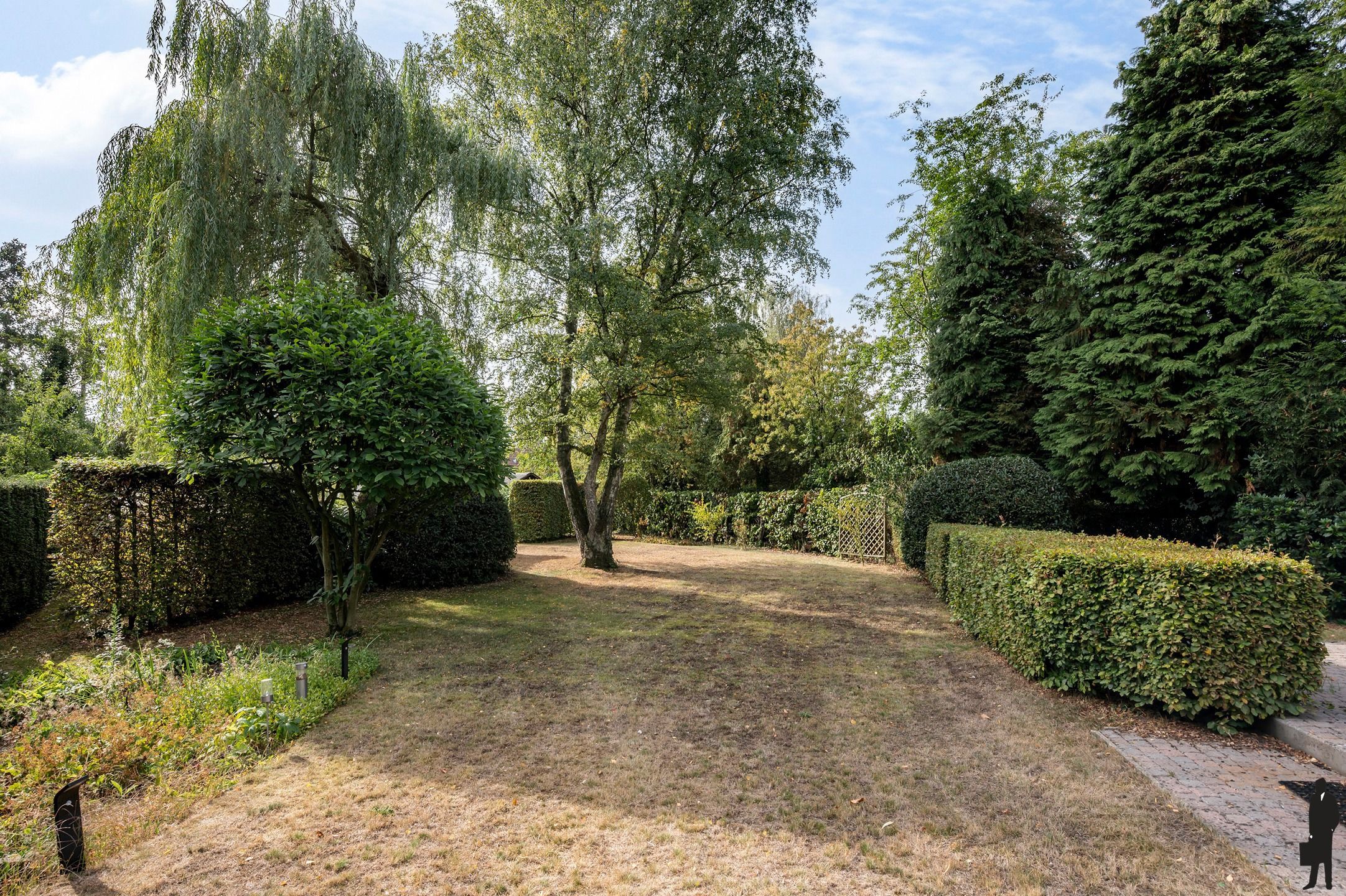 Vrijstaande gelijkvloers woning op prachtig perceel van ca. 1436 m² foto 22