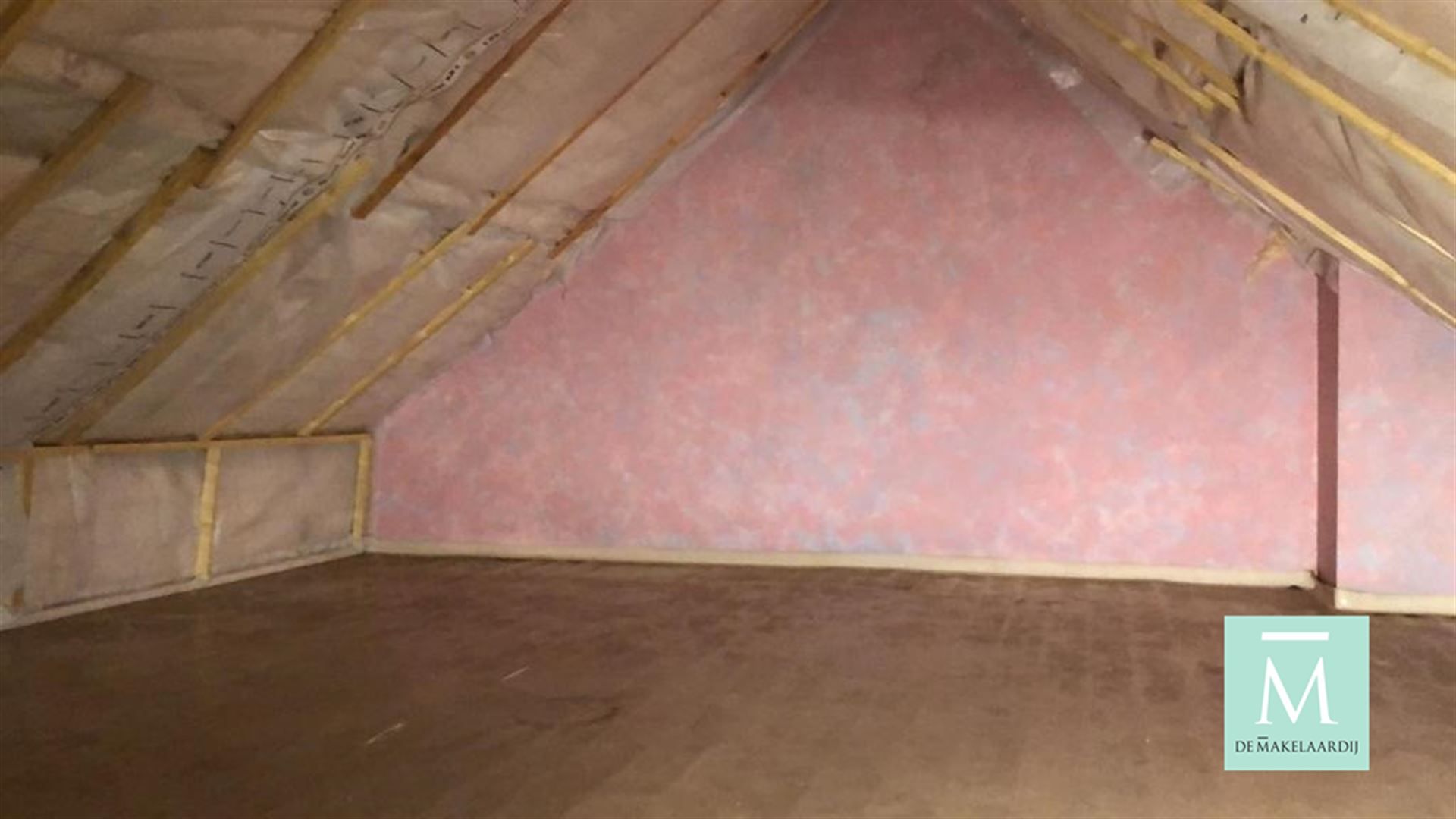 Charmante woning met 2 slaapkamers en leuk terrasje op toplocatie! foto 11
