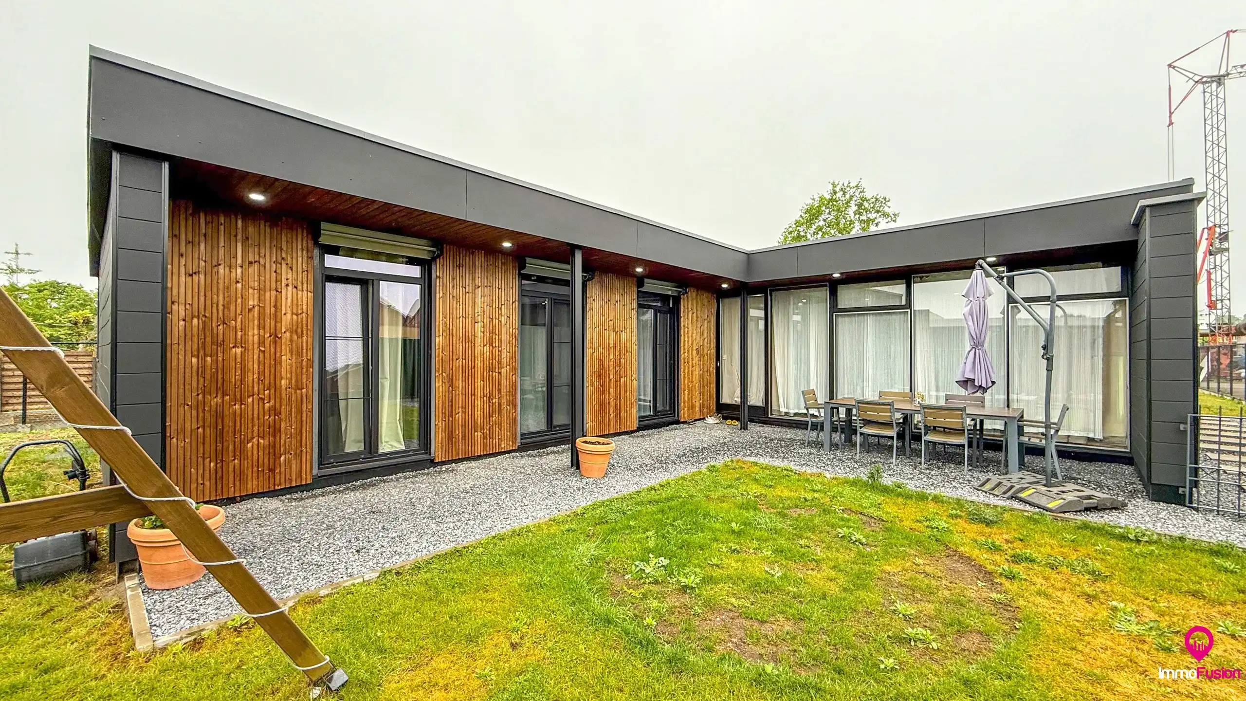 Gerenoveerde woning met 3 slaapkamers en ruime tuin! foto 33