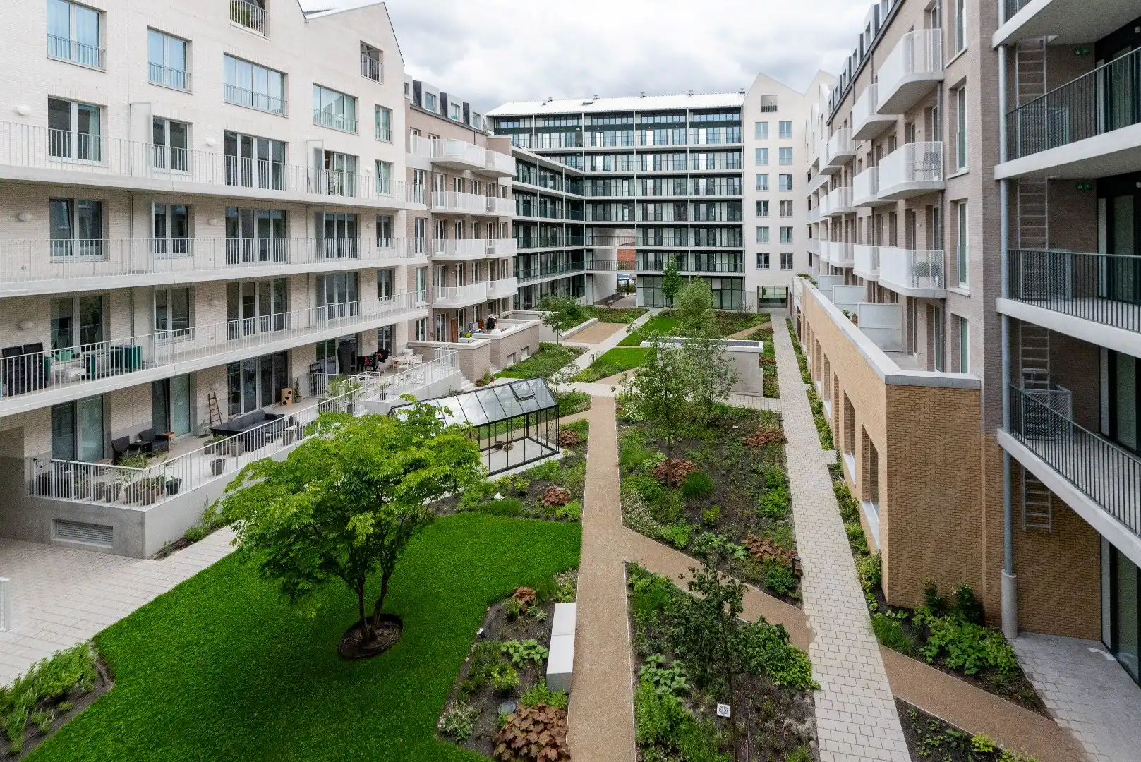 Prachtig nieuwbouw appartement met 2 slk en terras foto 16