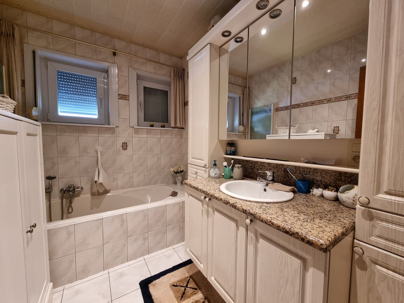 Uitstekend gelegen woonhuis op een prachtig perceel van 15a foto 33
