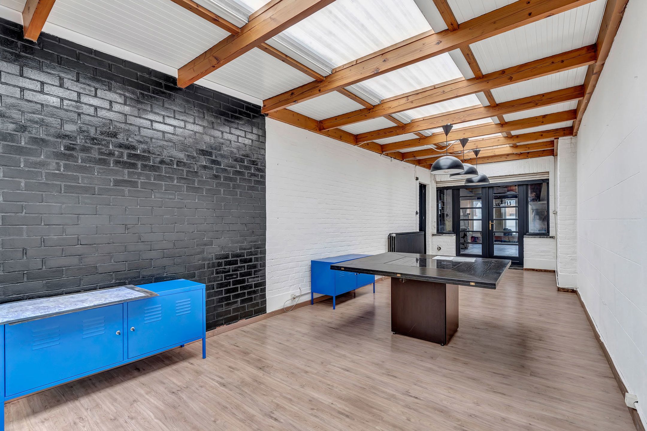Te renoveren woning met opslagruimte/handelspand van 290 m² foto 9