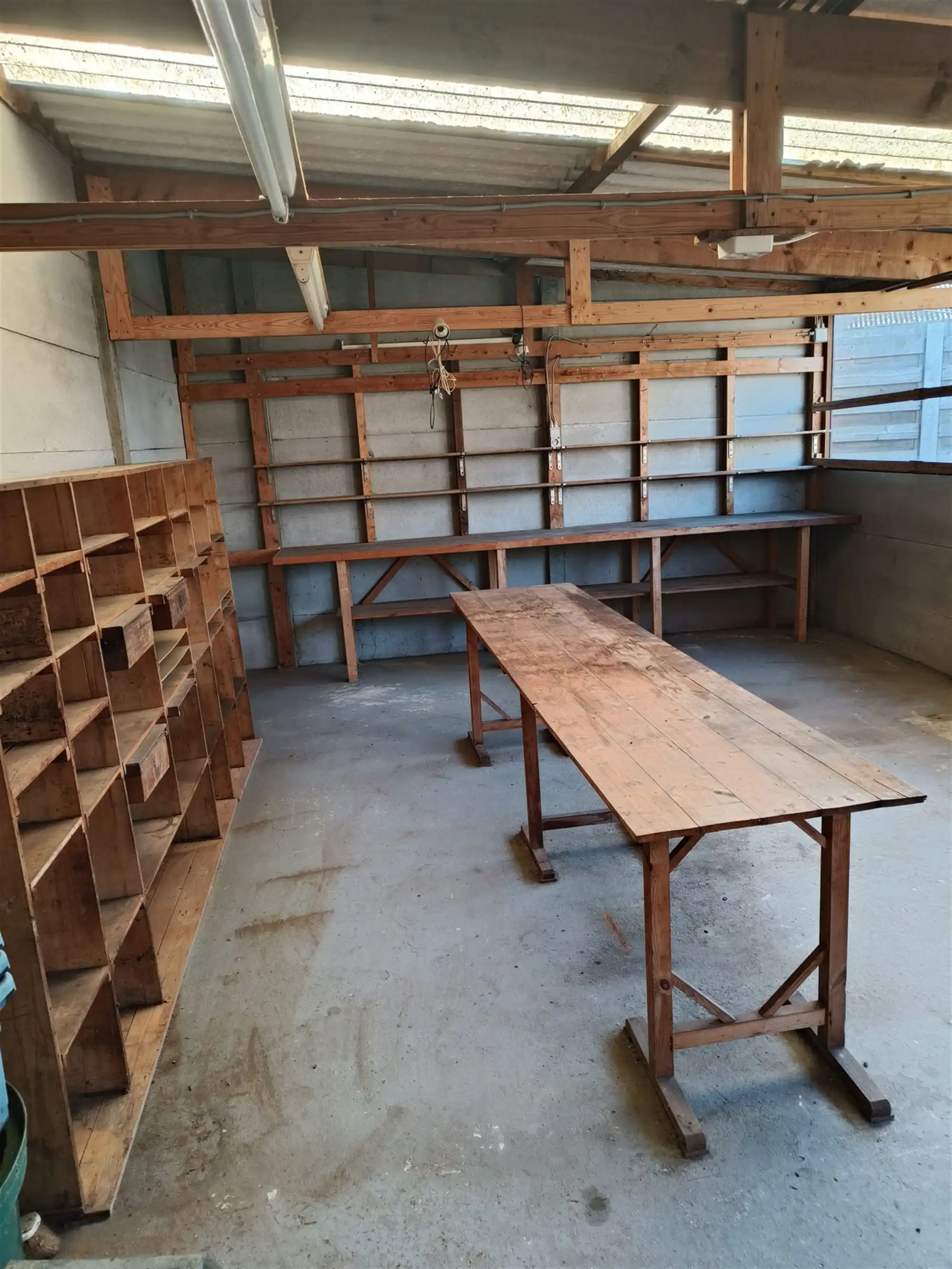 CENTRAAL GELEGEN, RUIME WONING MET VEEL MOGELIJKHEDEN! foto 23