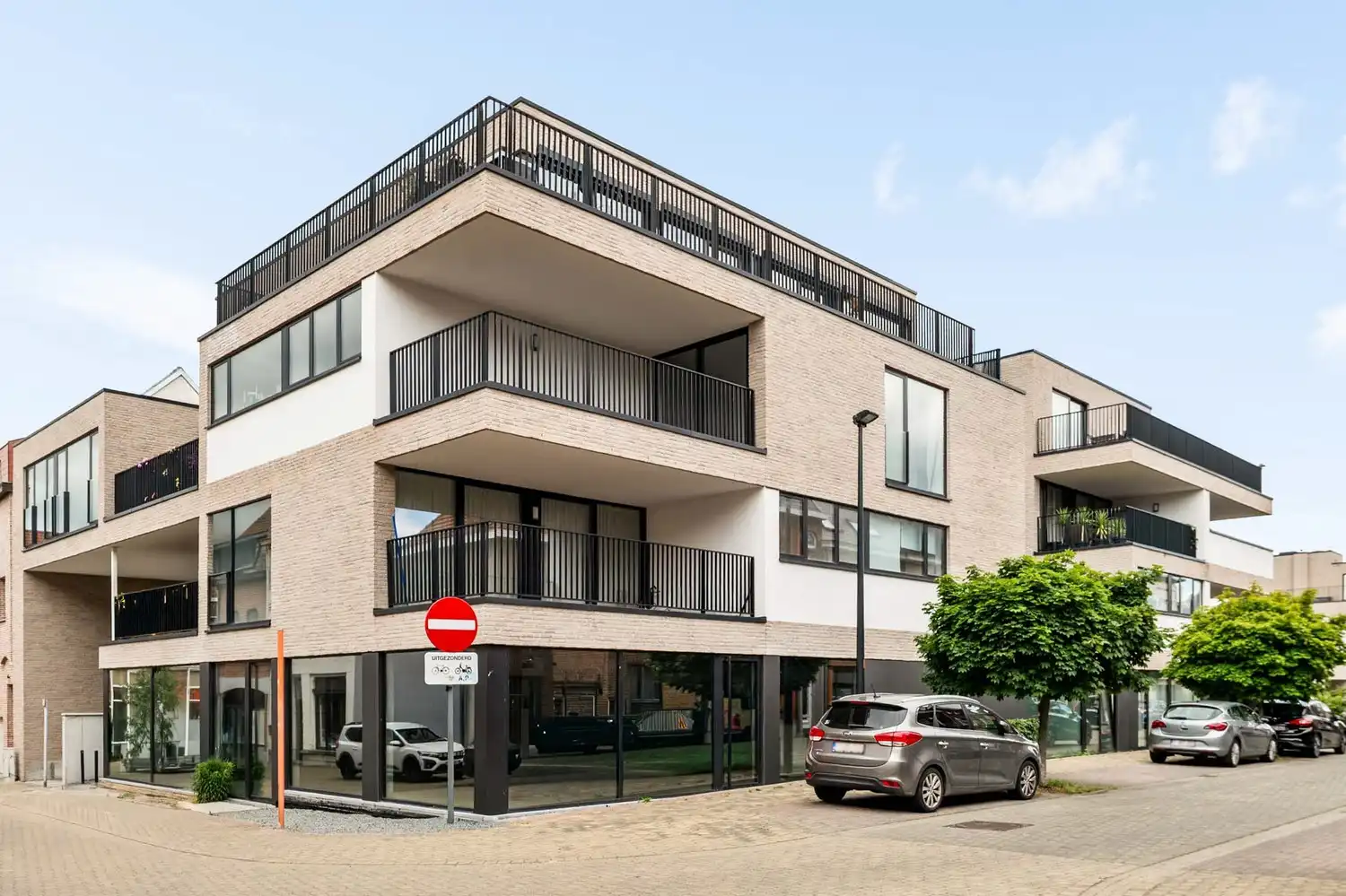 Energiezuinig app. met 1 slpkr terras en autostaanplaats te Aalst foto 15