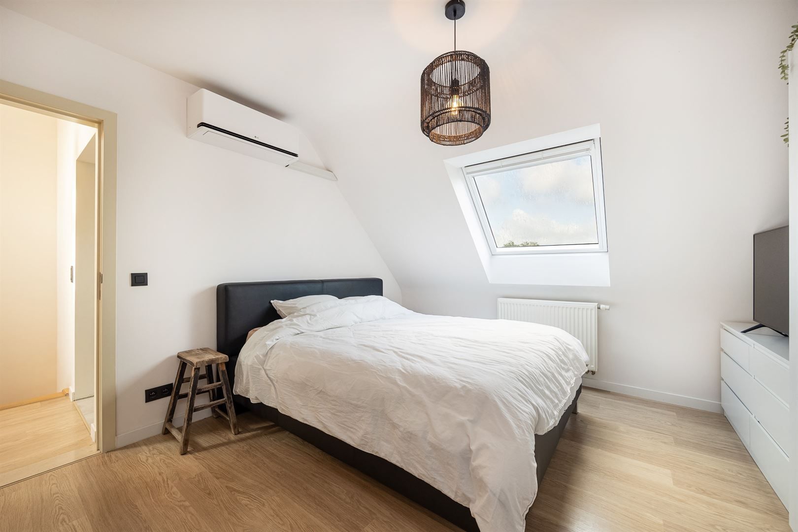 Instapklare woning met tuin en garage! foto 18