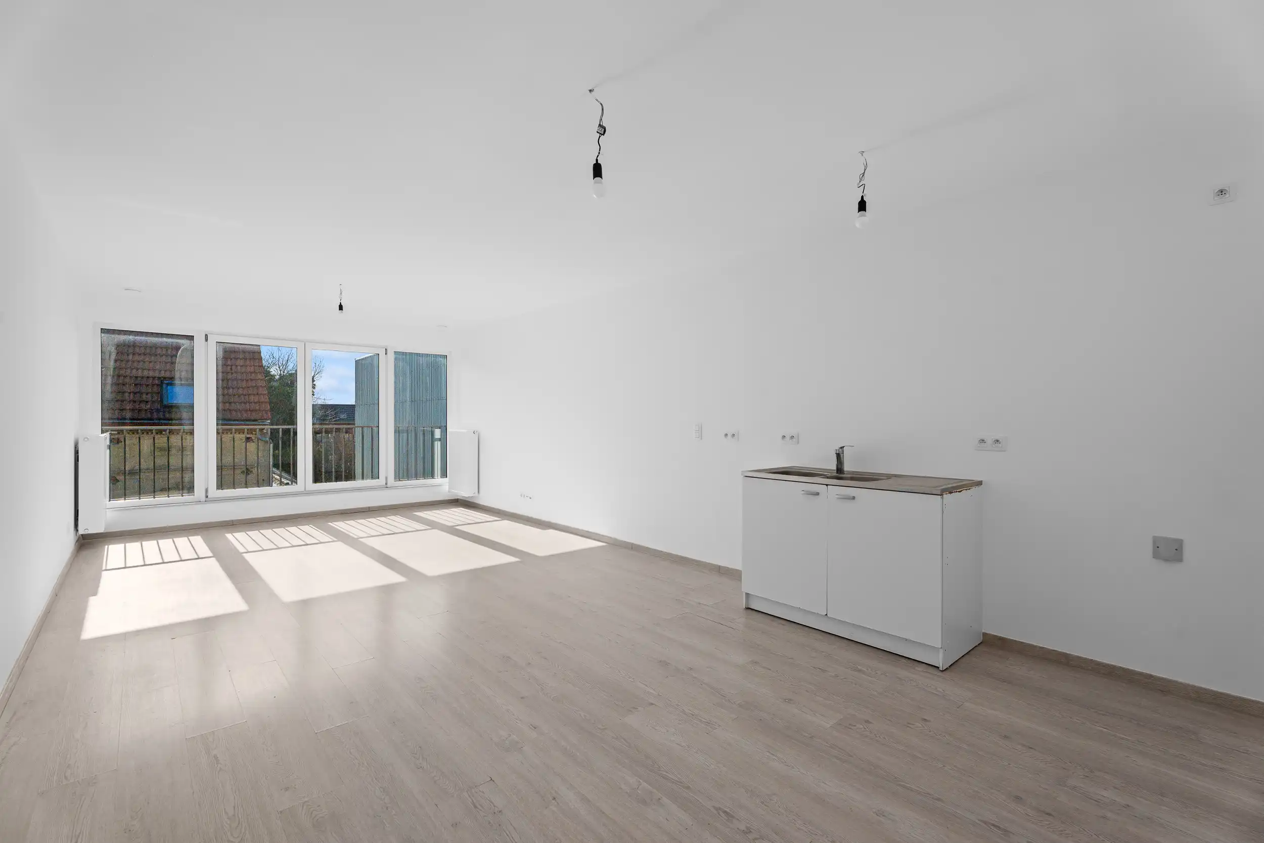 Ruim en lichtrijk 3-slaapkamer appartement in Haren foto 2