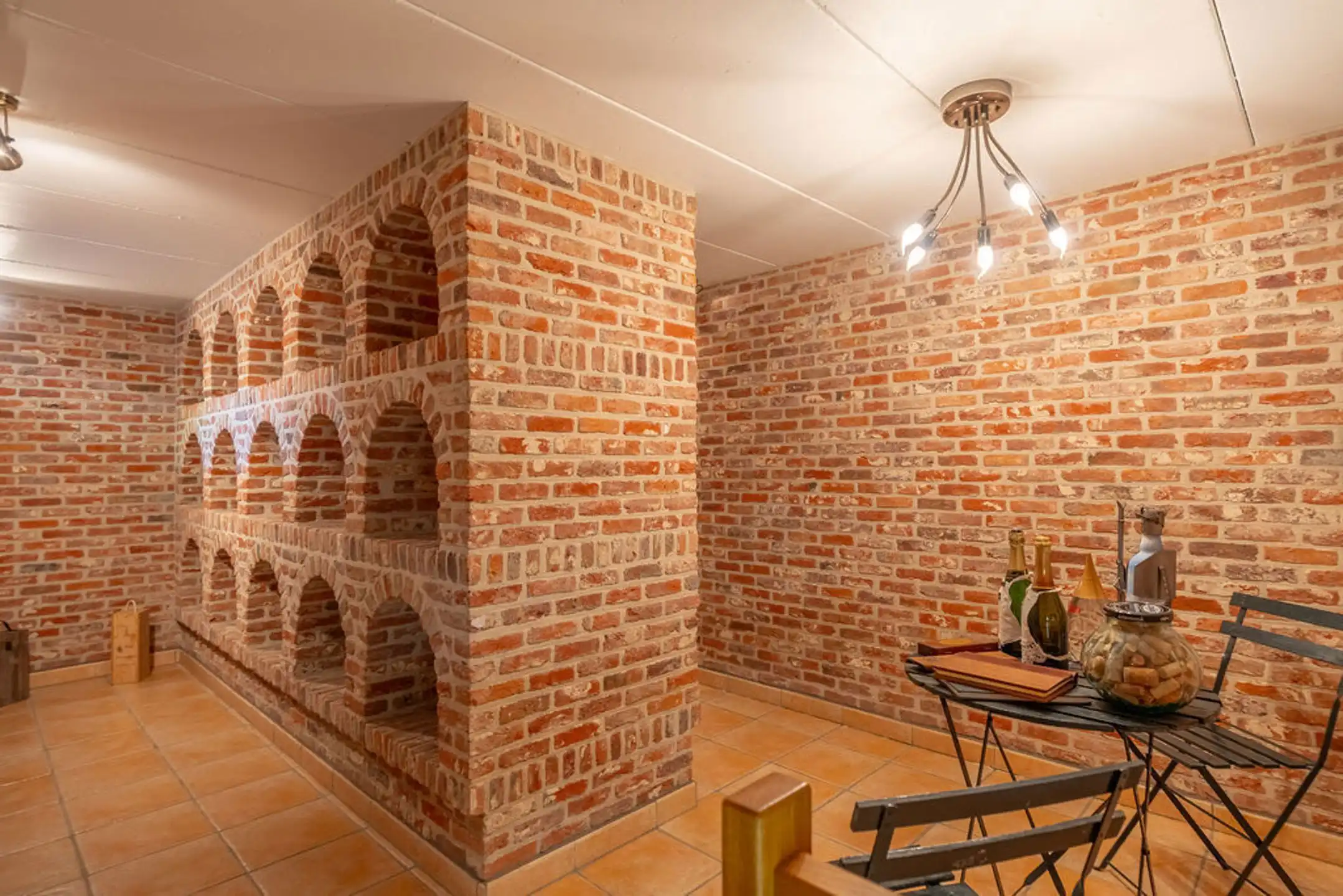 Ruime villa met 6 slpk op 2.295 m² grond met veel privacy foto 51