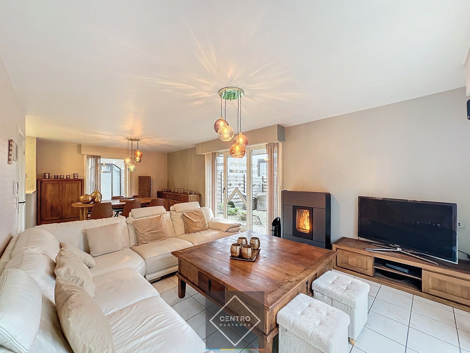 Appartement met 2 slpks MET garagebox en RUIME zonneterrassen! foto 4