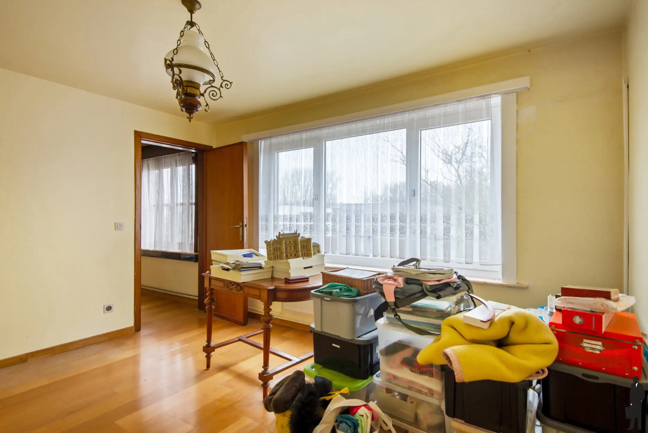 Te renoveren woning met veel mogelijkheden op een toplocatie foto 18