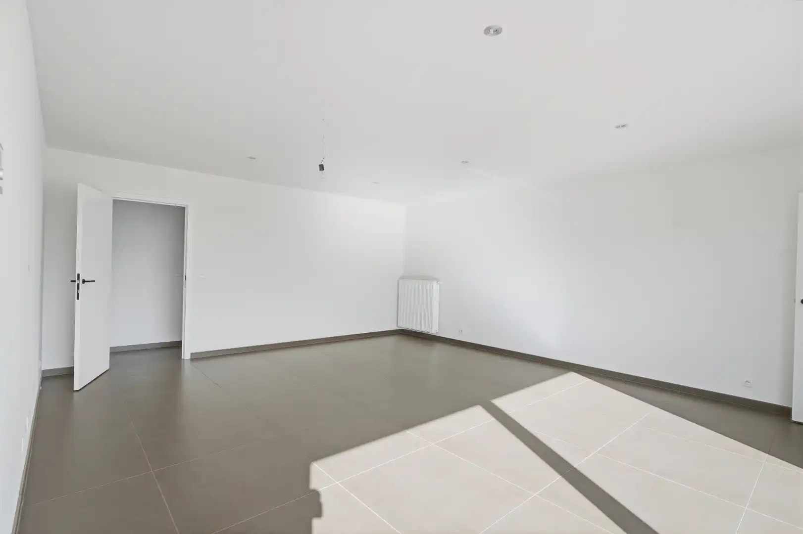 KIJKDAG 25 oktober van 10u tot 12u & 14u tot 16u - Ruim instapklaar nieuwbouwappartement (167 m²) met 3 slaapkamers en groot terras in centrum Eernegem foto 8