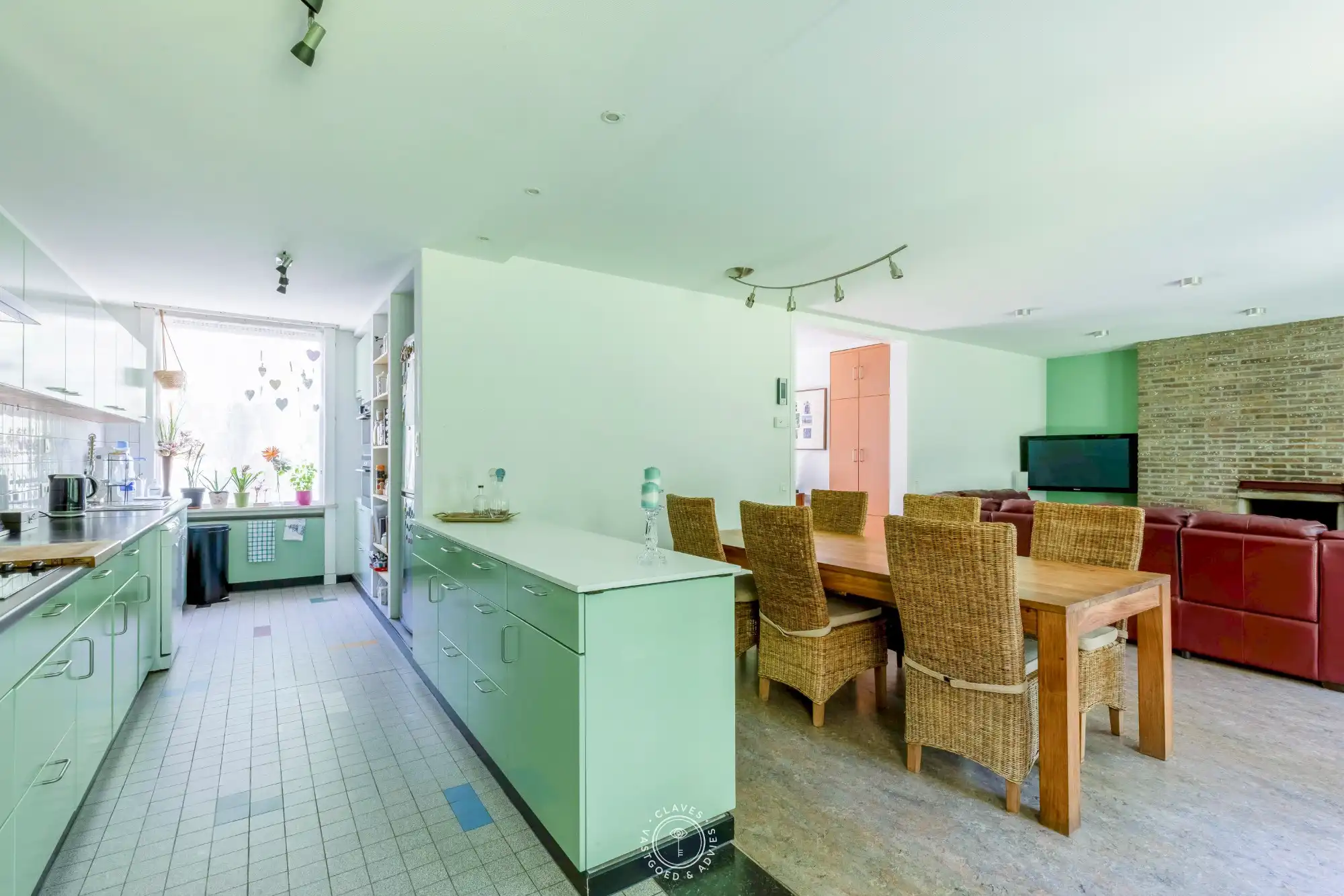Potentiële parel om betoverend te wonen foto 4