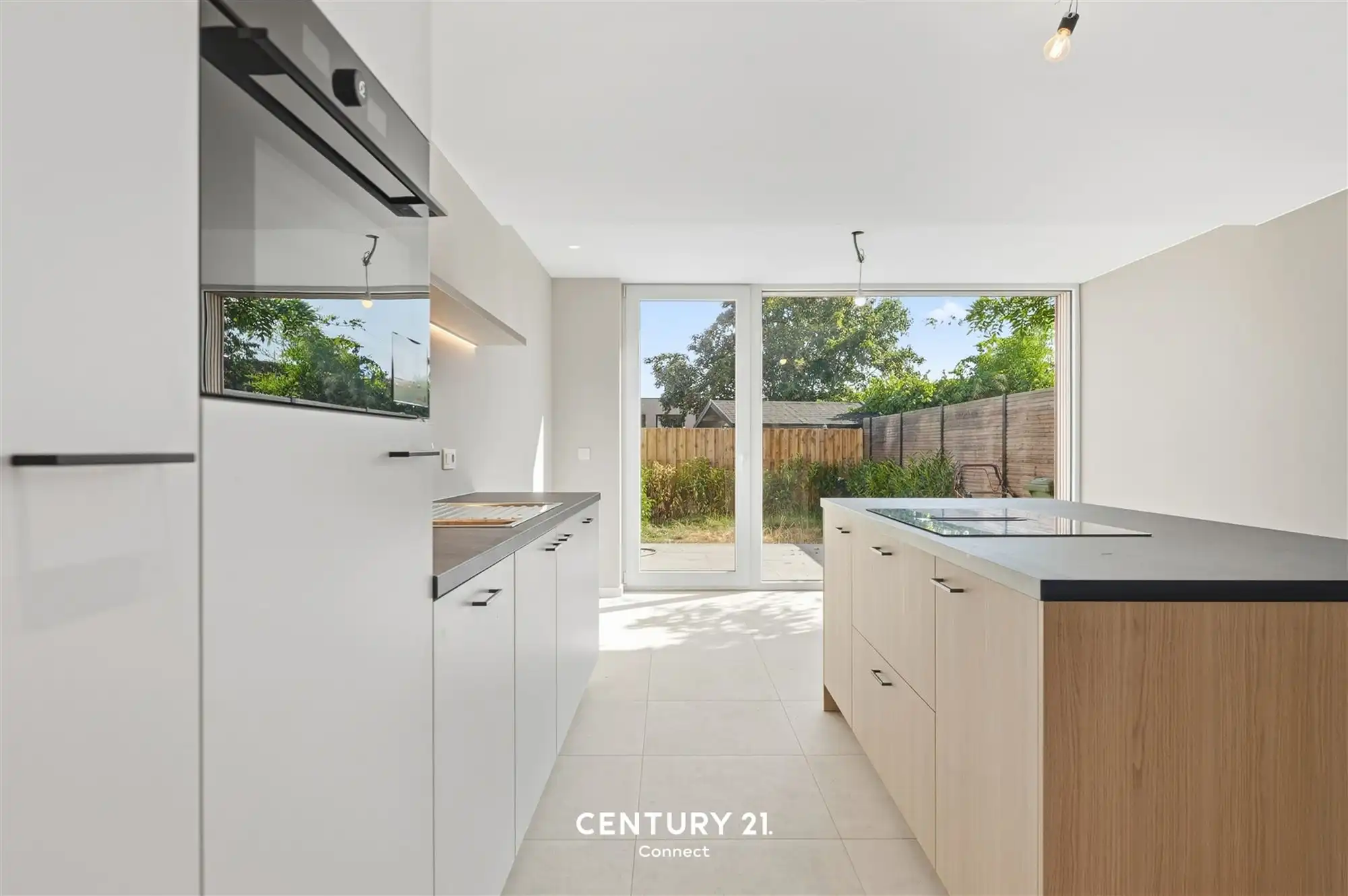 Gerenoveerde woning op absolute top locatie - Label B foto {{pictureIndex}}