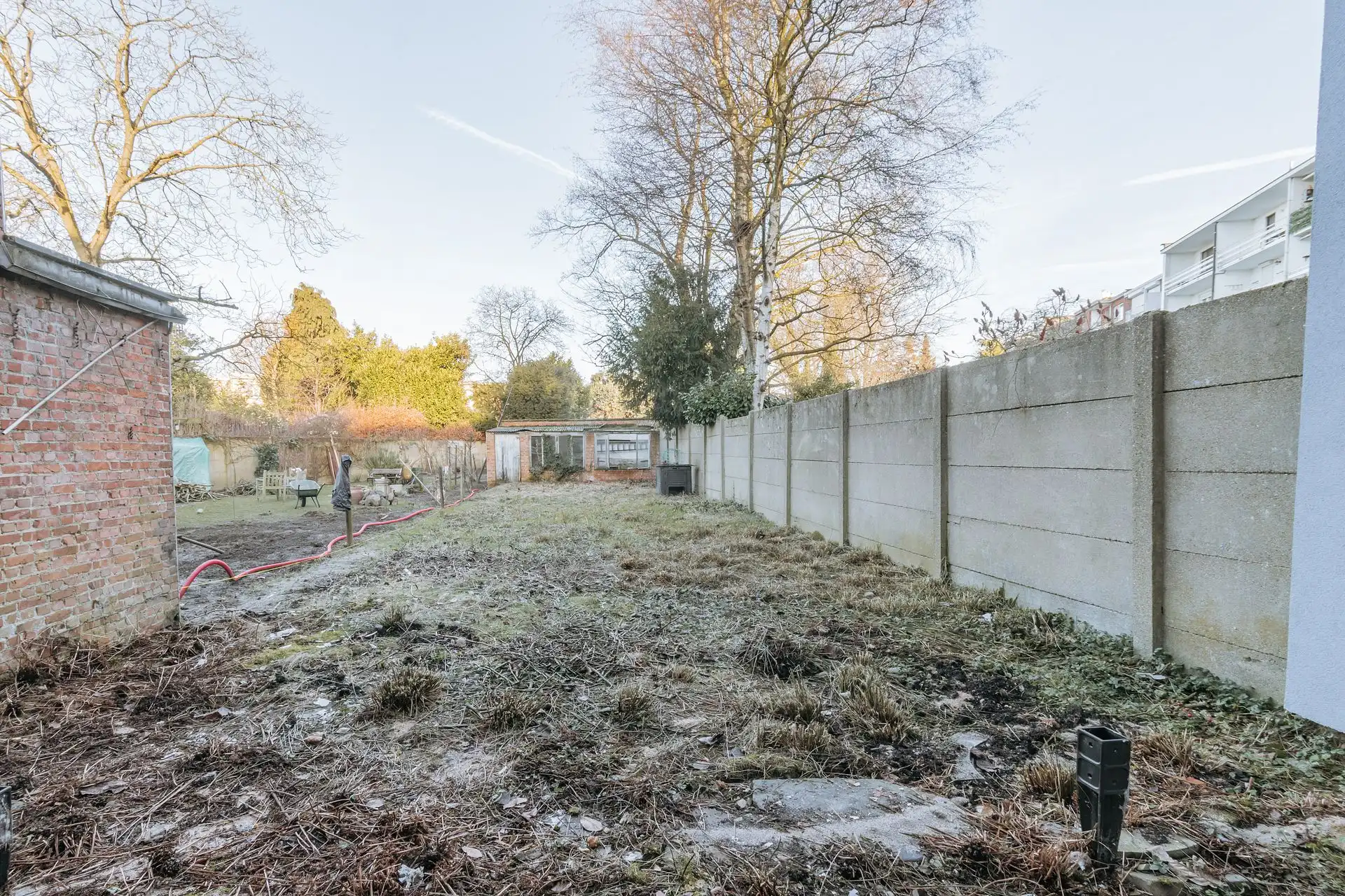 Te renoveren bel-etage met authentieke elementen en tuin foto 21