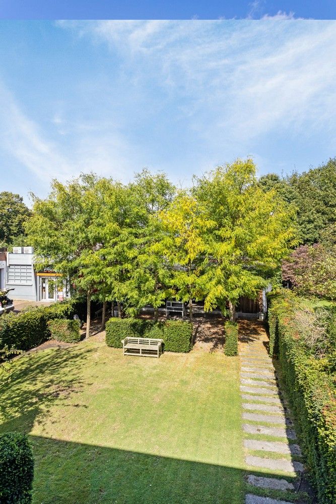 Ruime instapklare gezinswoning met leuke privatieve tuin te Mortsel foto 36