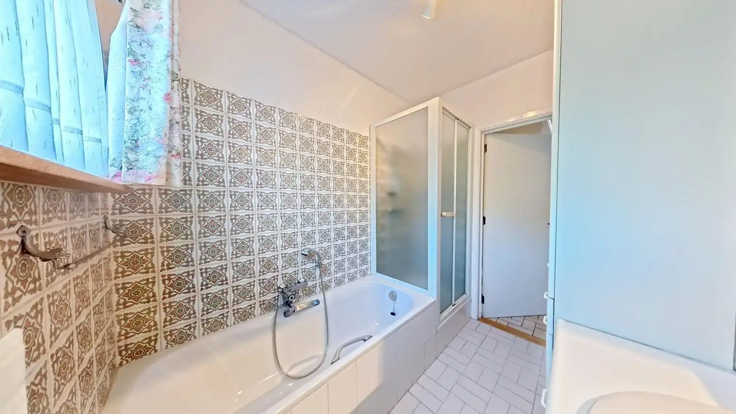 Centraal gelegen woning met 3 slaapkamers en mooie tuin! foto 11