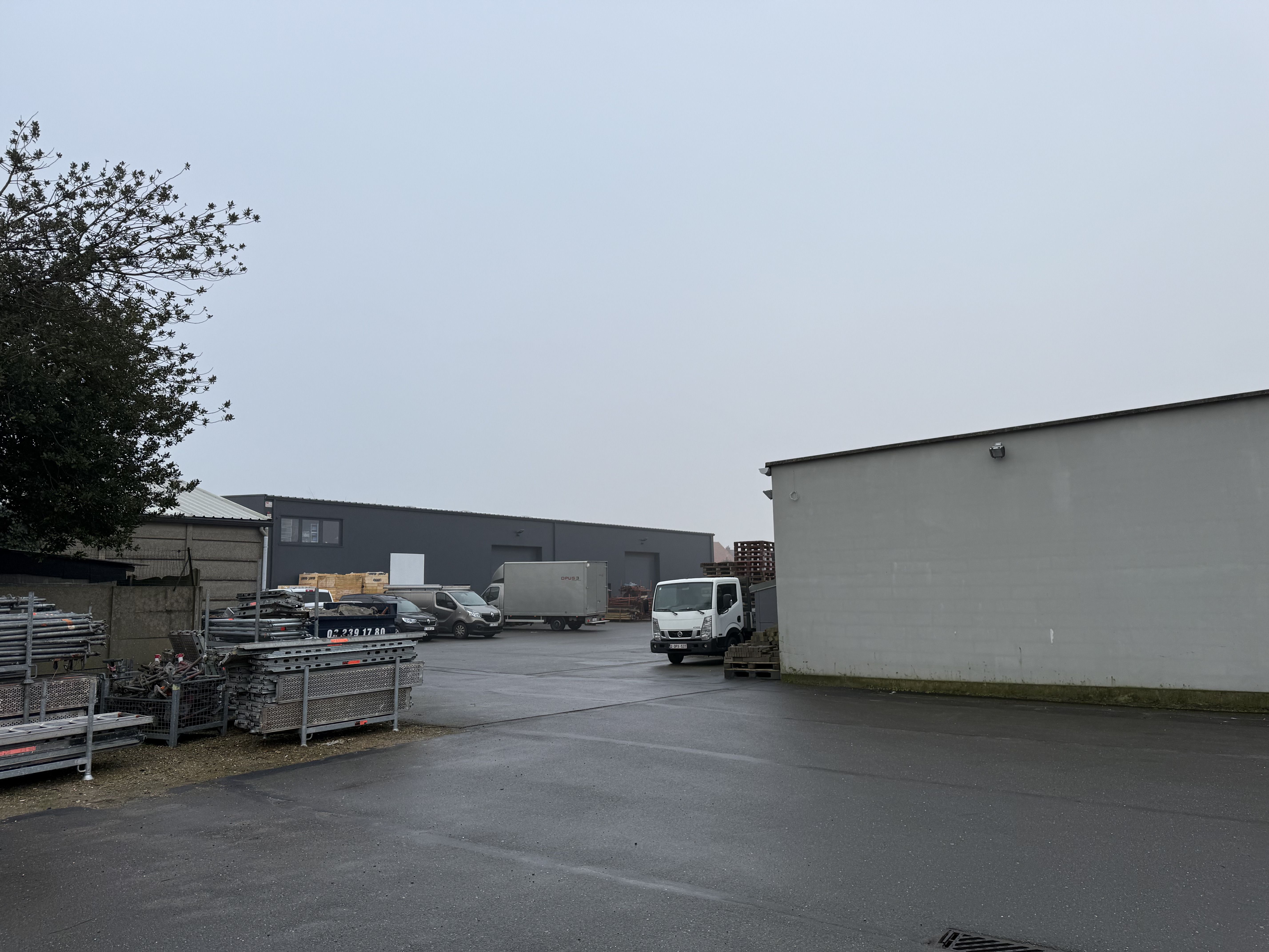 Magazijnen, garageboxen en kantoren te koop in binnengebied Ekeren foto 3
