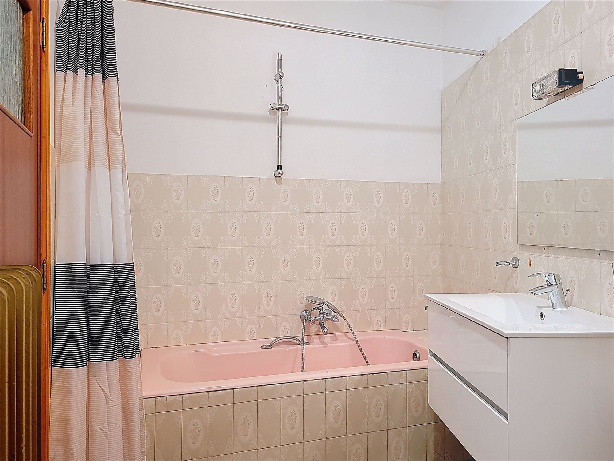 In optie! Goed gelegen appartement met 2 slaapkamers foto 7