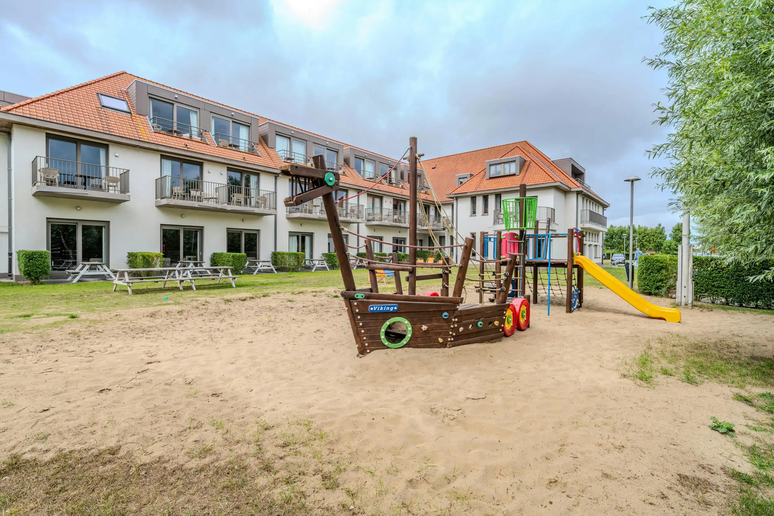 Instapklare studio te koop op een rustig domein te Westende! foto 32