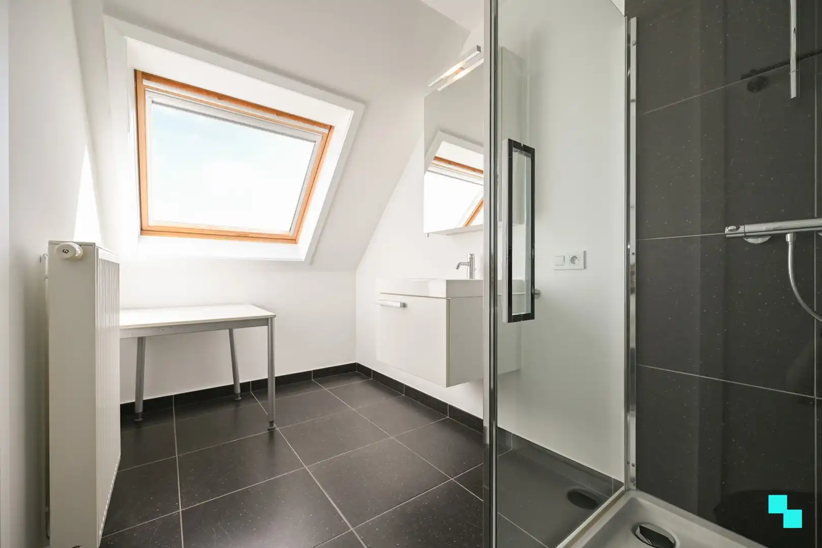 Centraal gelegen kantoorruimte te Lendelede foto 16