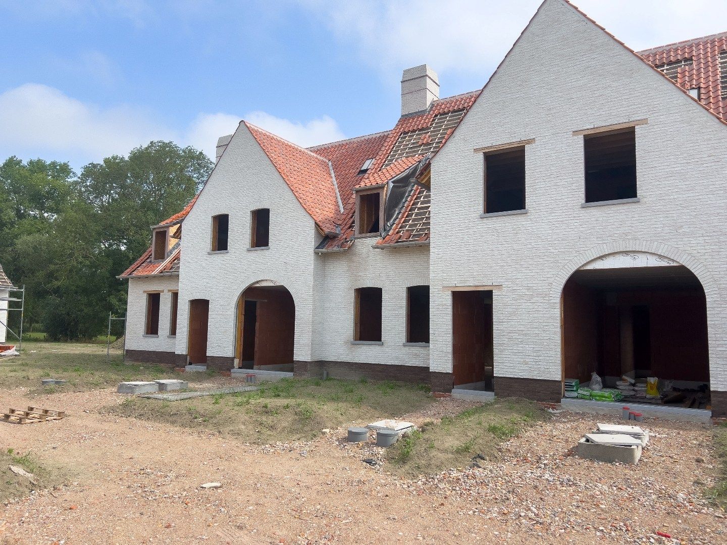 Nieuwbouw woning rustig gelegen te Lapscheure. foto {{pictureIndex}}