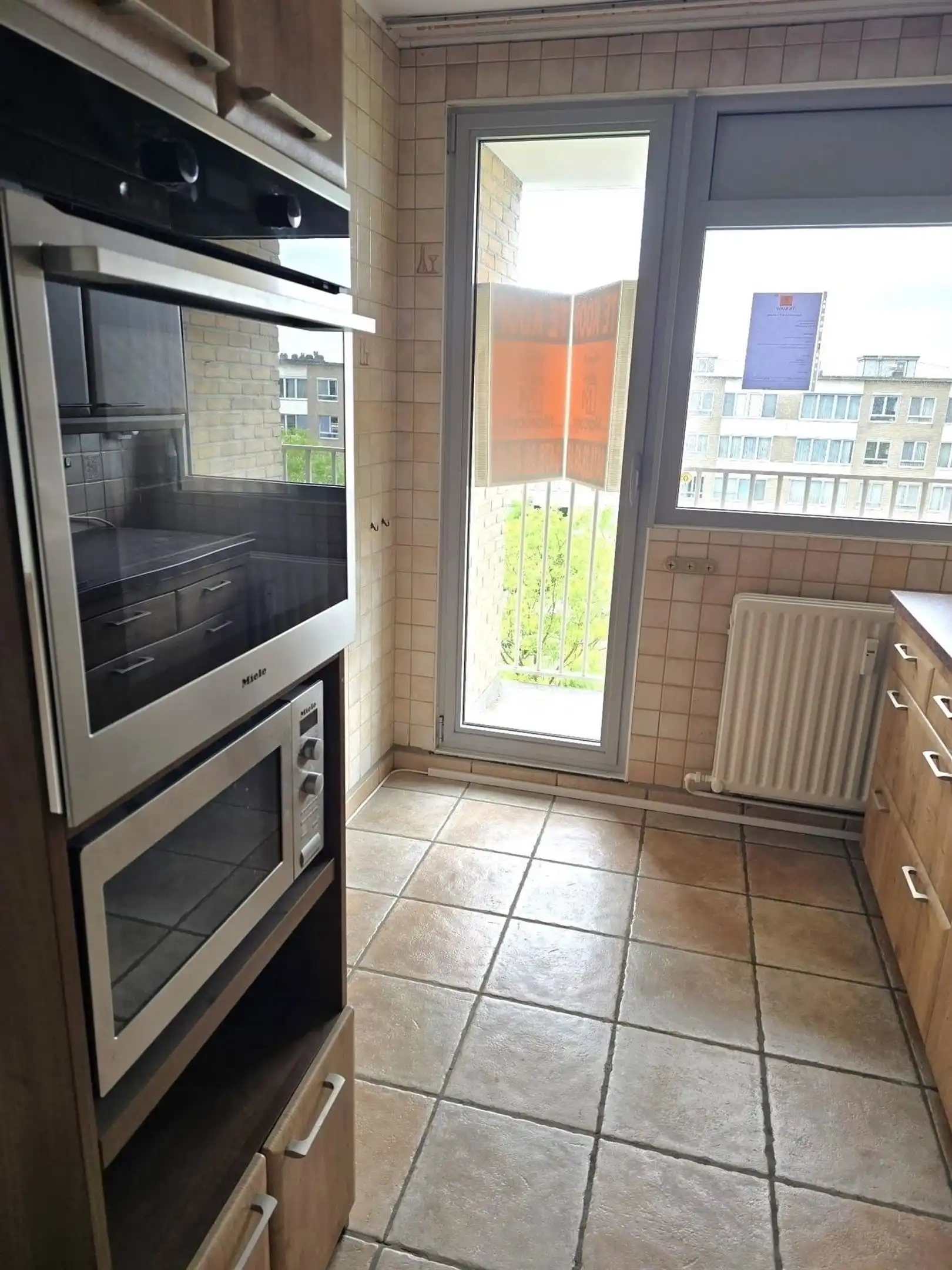 Zeer gunstig gelegen appartement met 2 terrassen op 5e vd. foto 5