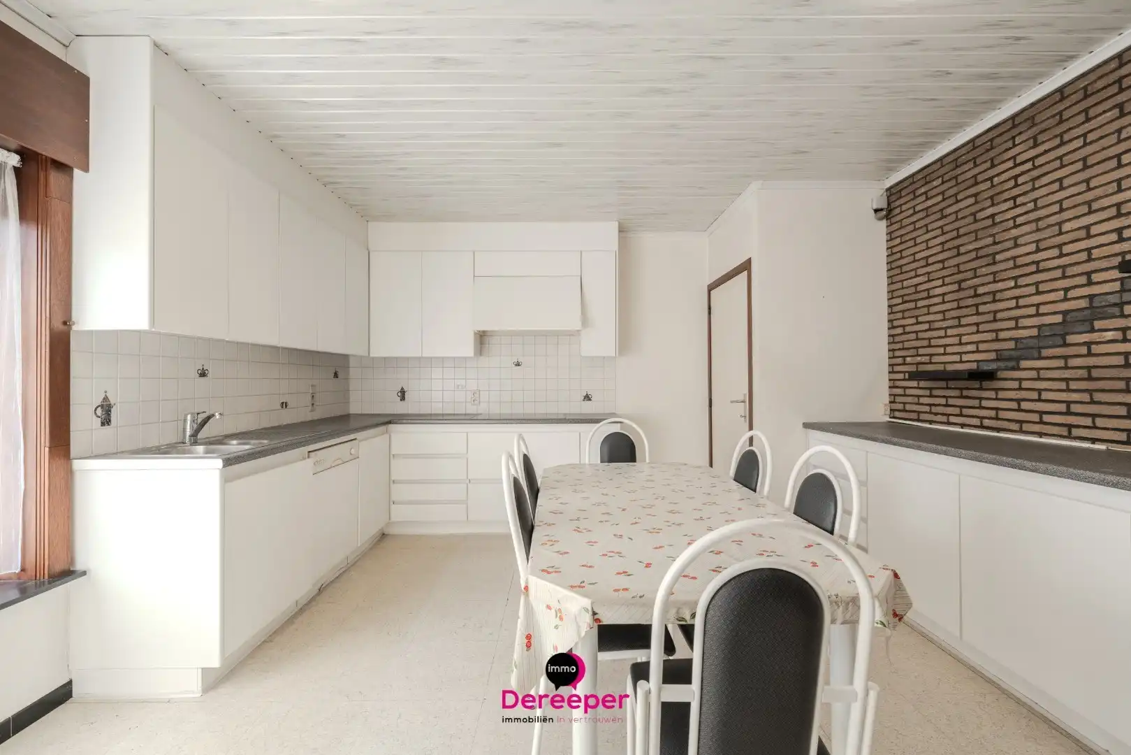 Karaktervolle woning met ruime bijgebouwen, showroom en atelier op een perceel van 2.084 m² foto 13