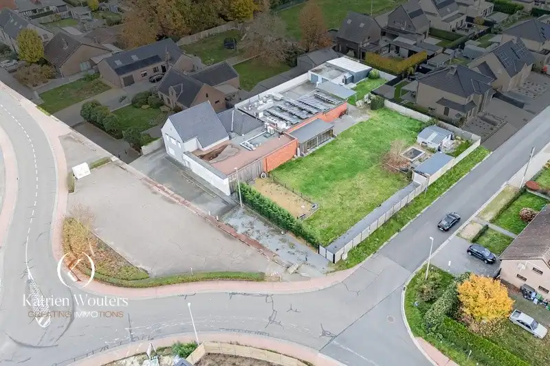 Woning met handelsruimte én enorm veel potentieel foto 38