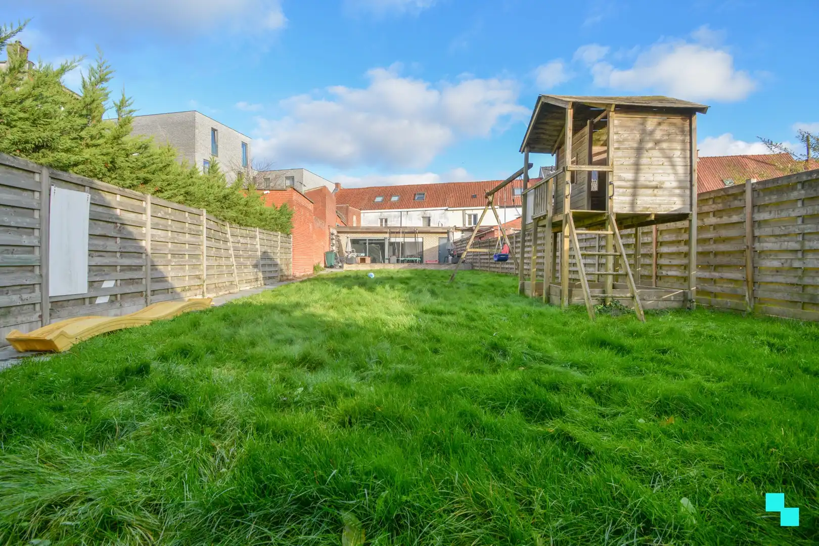 Verrassend ruime gezinswoning in hartje Roeselare foto 26