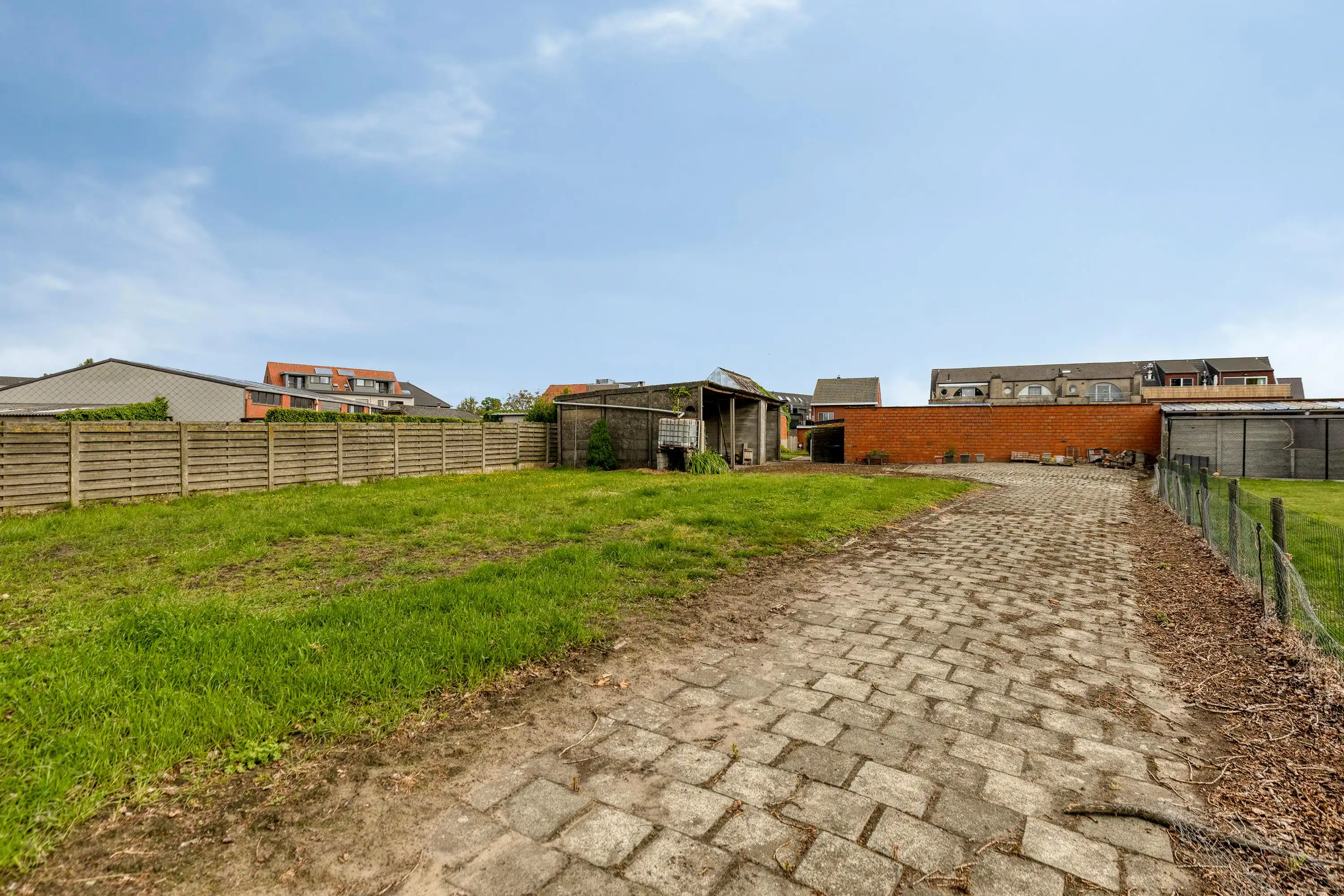 Huis met 4 slaapkamers en grote tuin te koop in Wuustwezel! foto 38