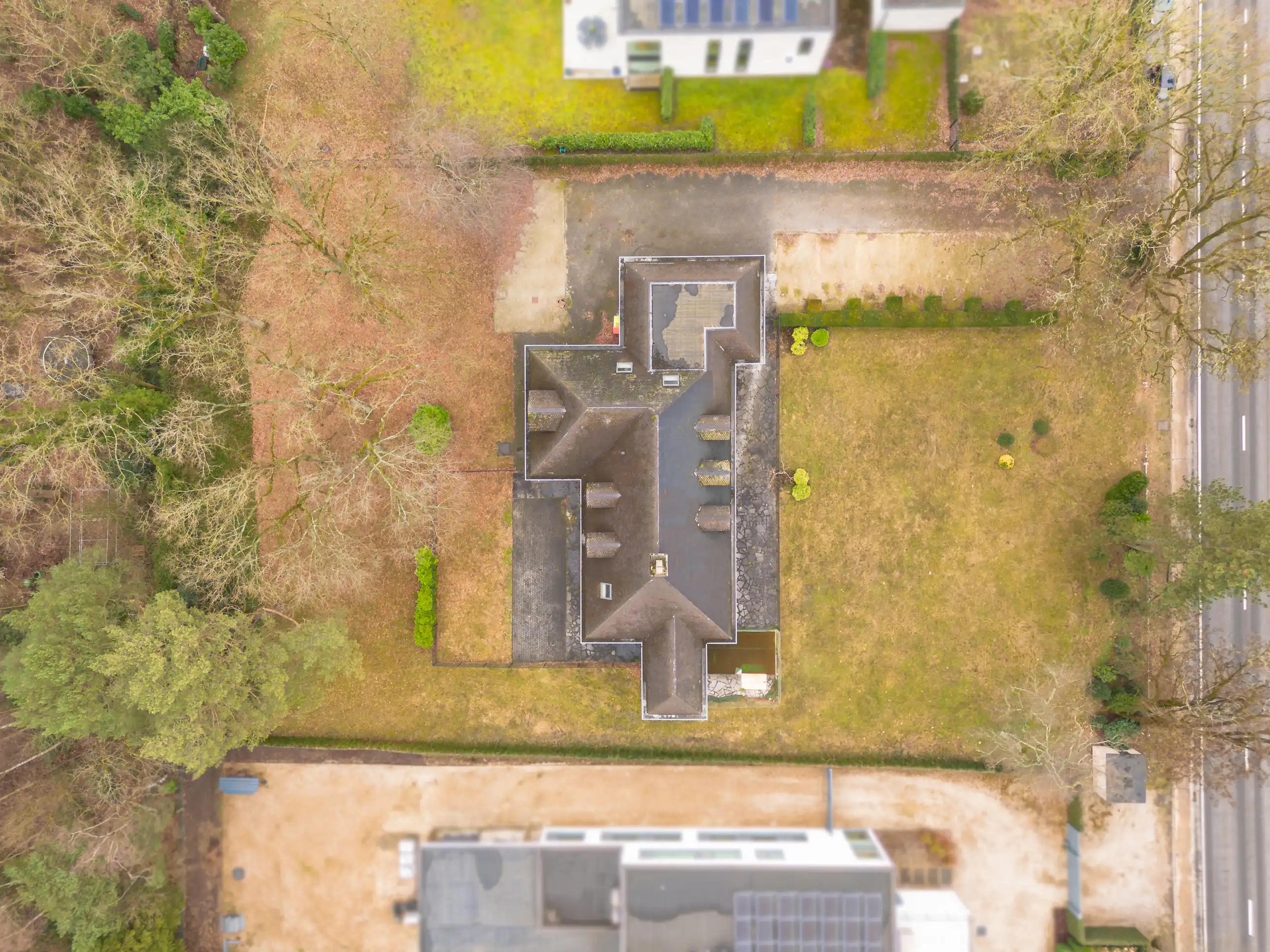 Ruime, tijdloze op te frissen villa in Keerbergen foto 24