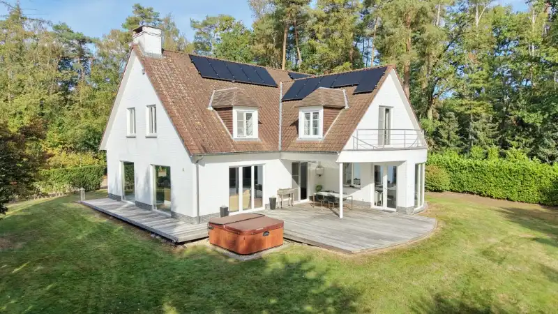 Exclusief gelegen stijlvolle villa op 24 are palende aan natuurgebied foto 28