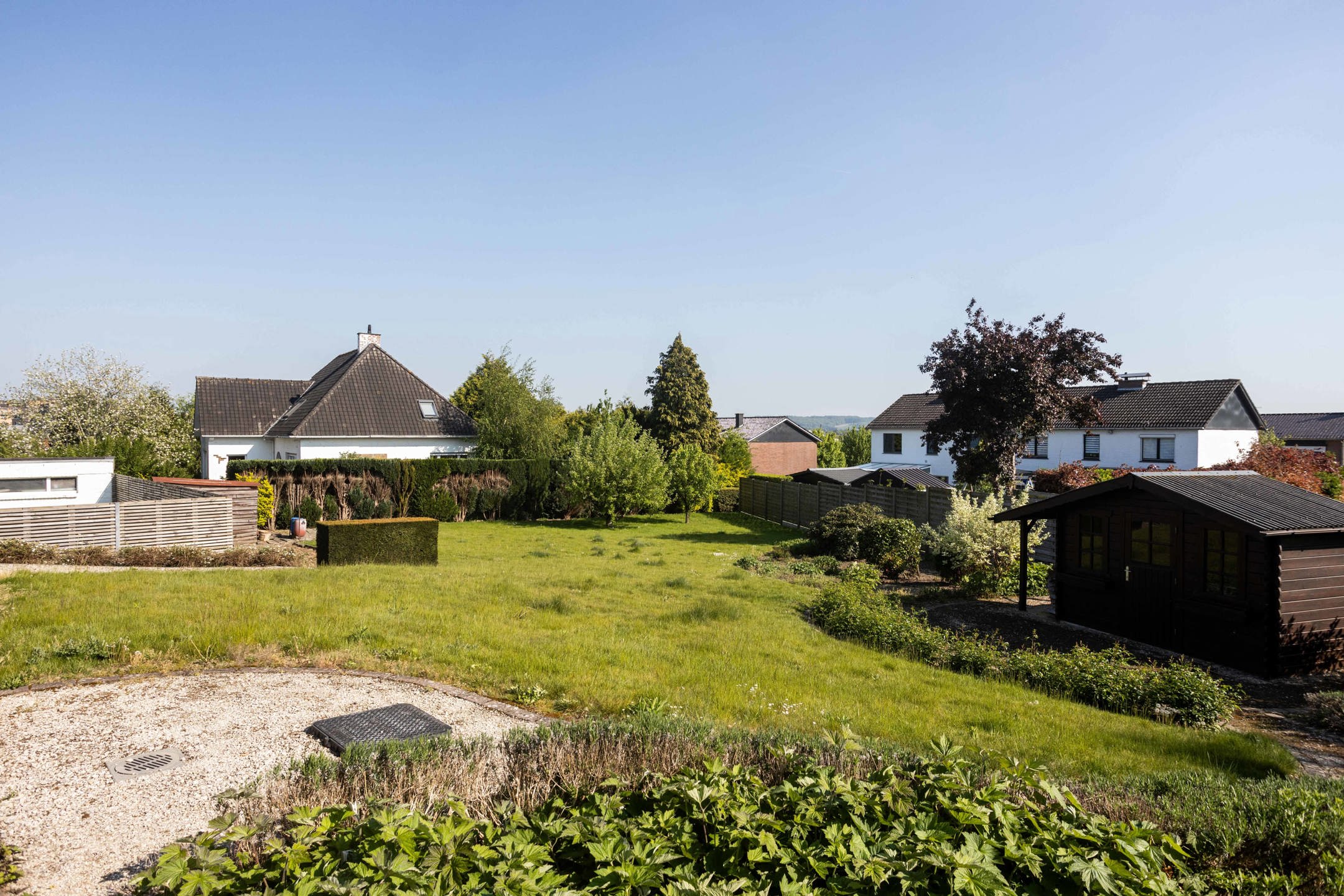 Goed gelegen ruime alleenstaande woning  foto 19