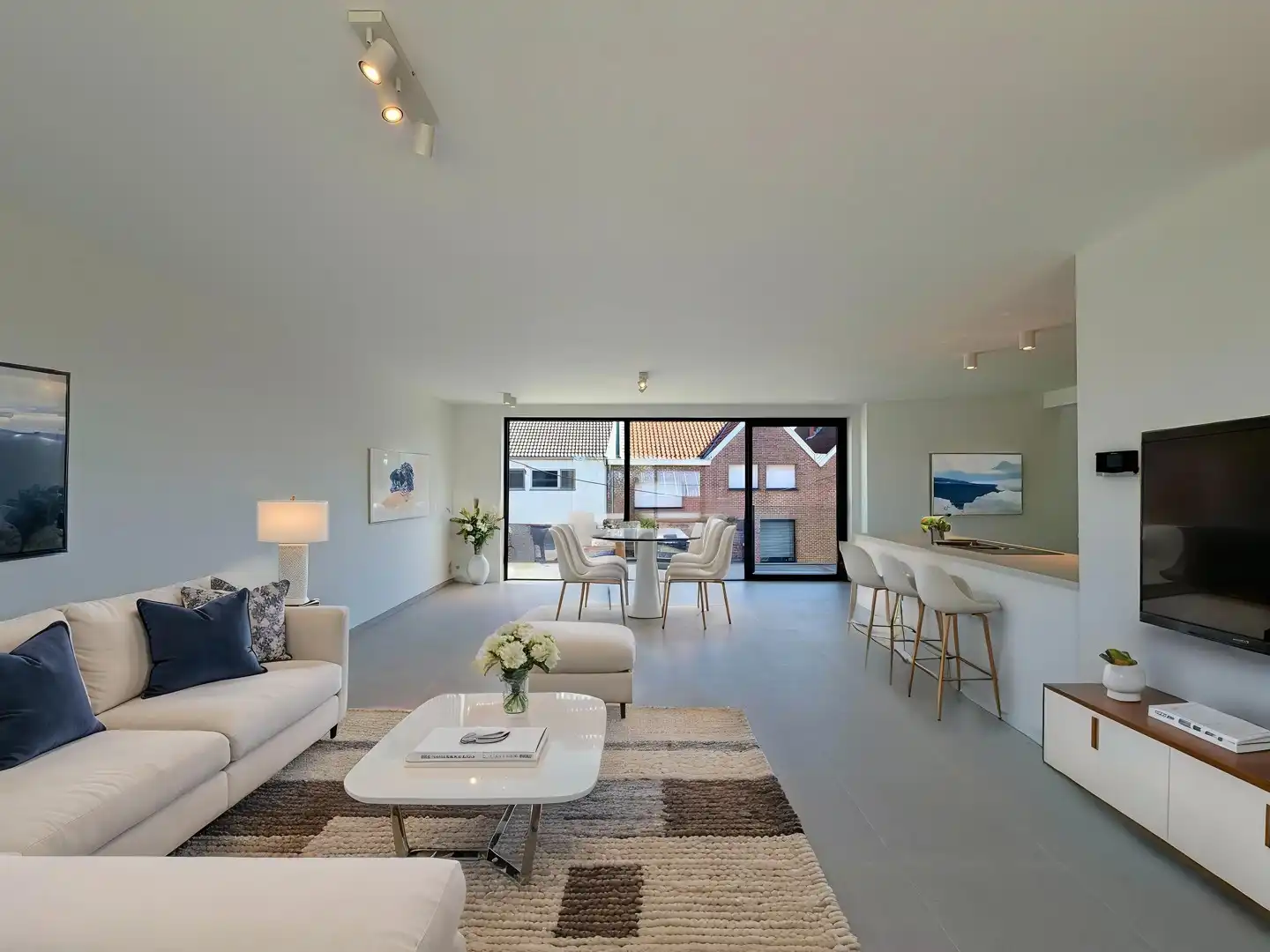 Instapklaar nieuwbouwappartement met 3 kamers & terras te Tielt! foto {{pictureIndex}}