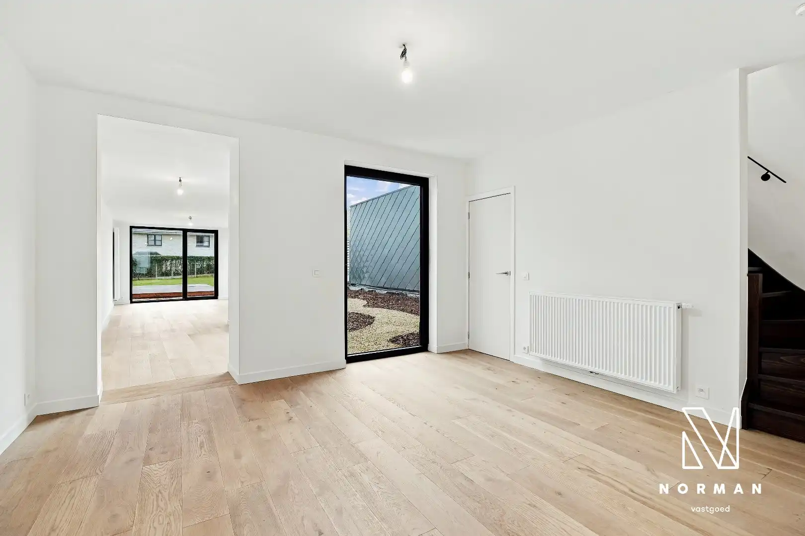 Grote woning met grote garage, 3 kamers en vele troeven! foto 5