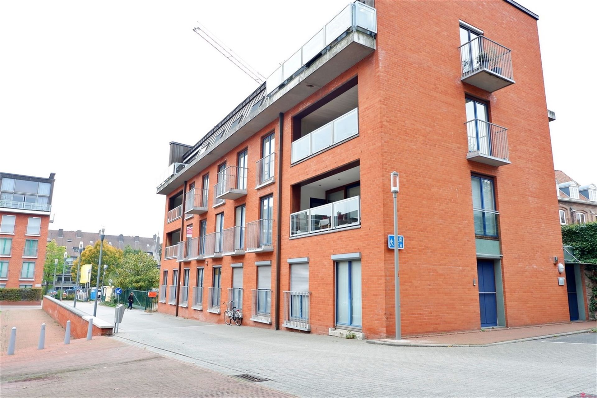 ()=>{if(producerUpdateValueVersion(node),producerAccessed(node),node.value===ERRORED)throw node.error;return node.value} Kleine Leiestraat 1/0011 - 8500 KORTRIJK