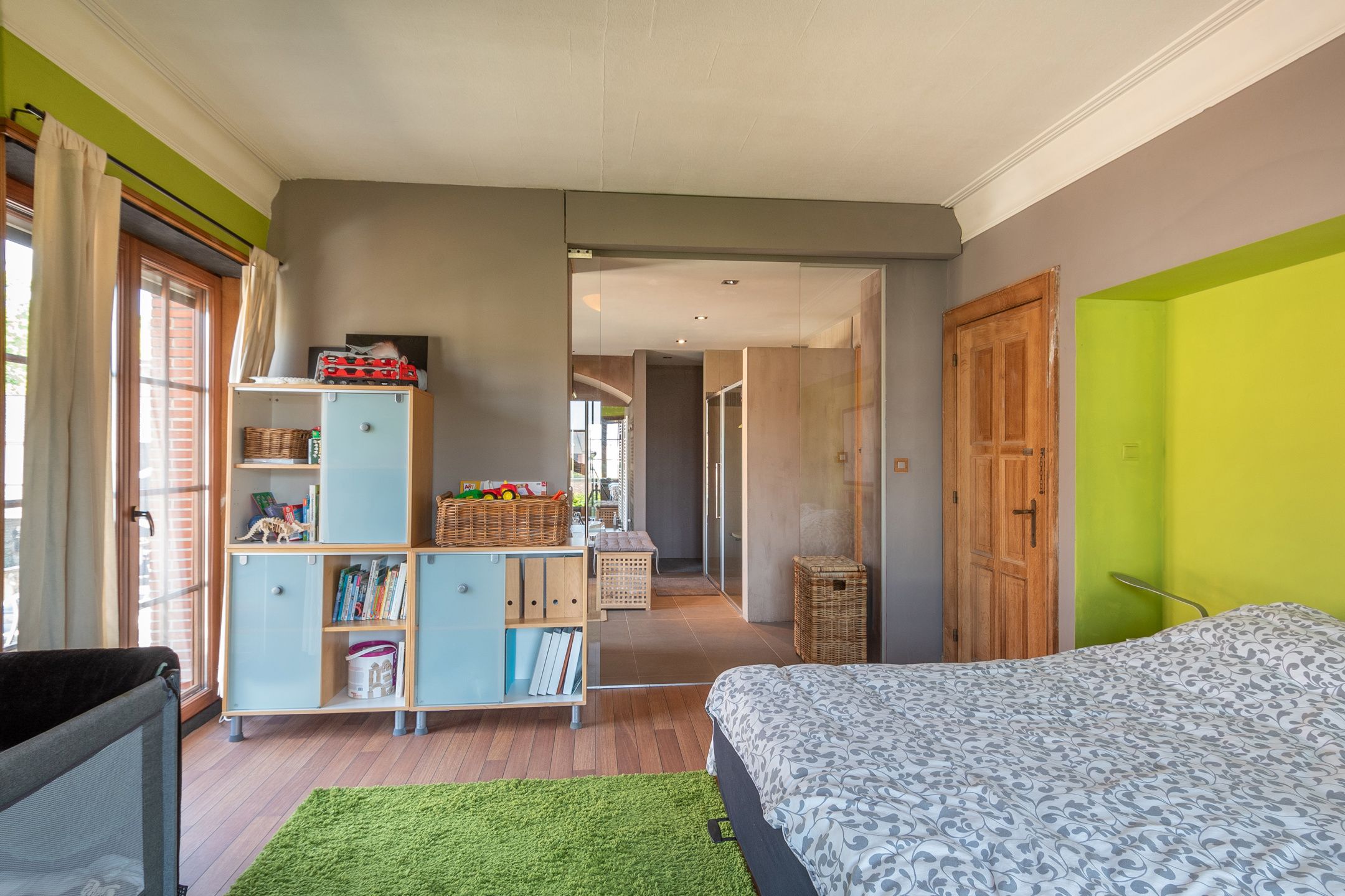 Meesterwoning met zorgflat, loft, burelen en opslag foto 31