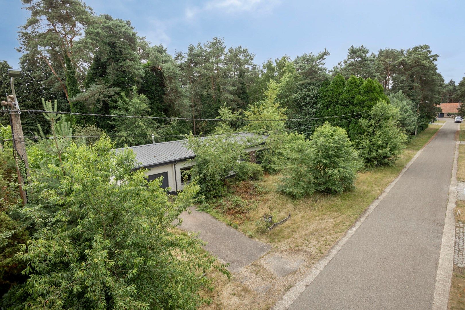 Te renoveren / te slopen woning op een uniek gelegen perceel van 1.693 m² ! foto 18