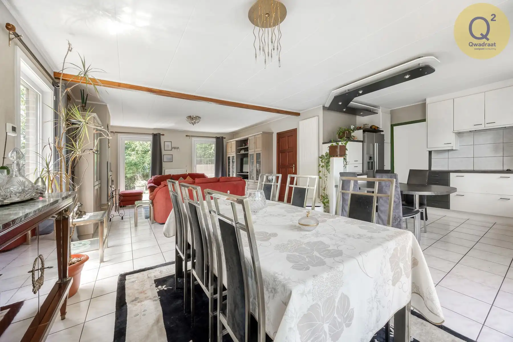 Ruime villa met eindeloze mogelijkheden op toplocatie foto 7