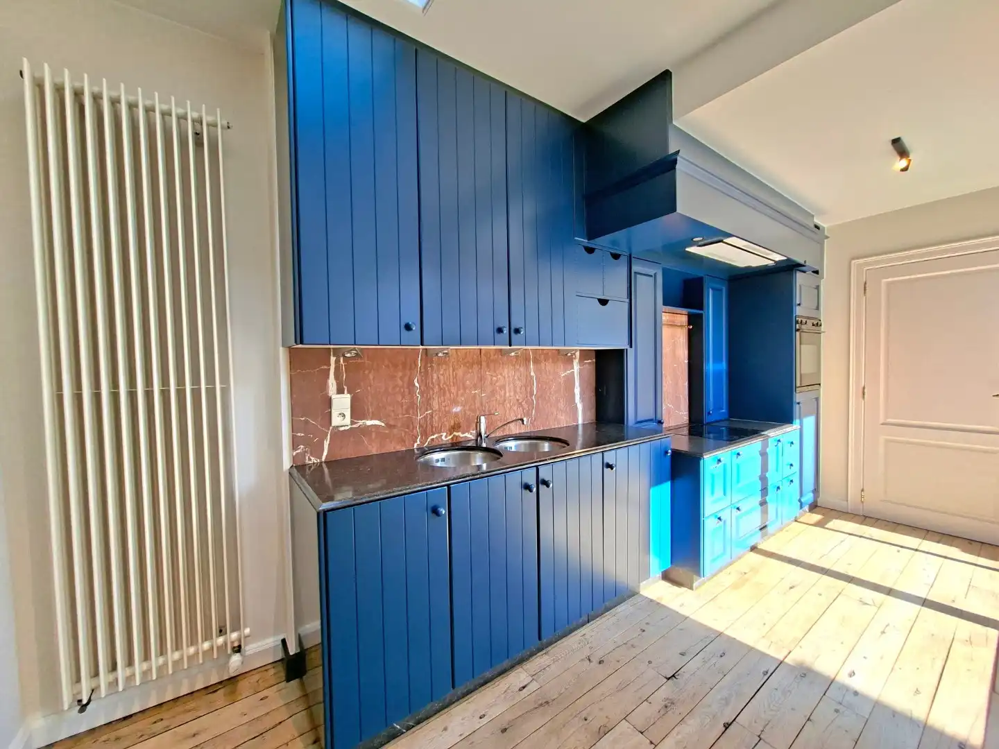 Ruim triplex appartement met 2 terrassen foto 3