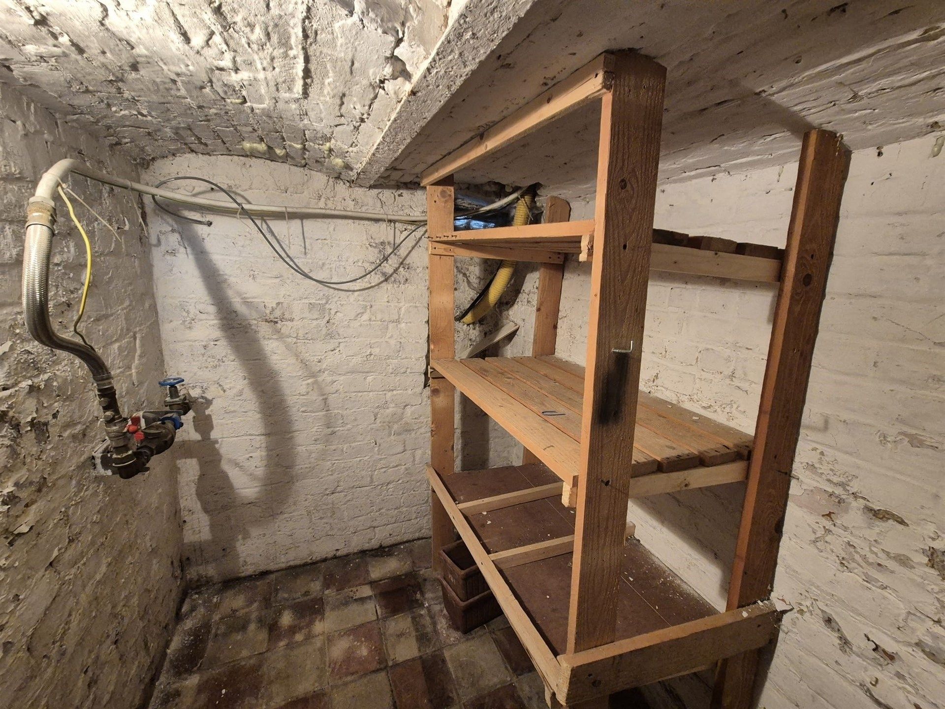 Leuke instapklare woning met koer.  foto 11