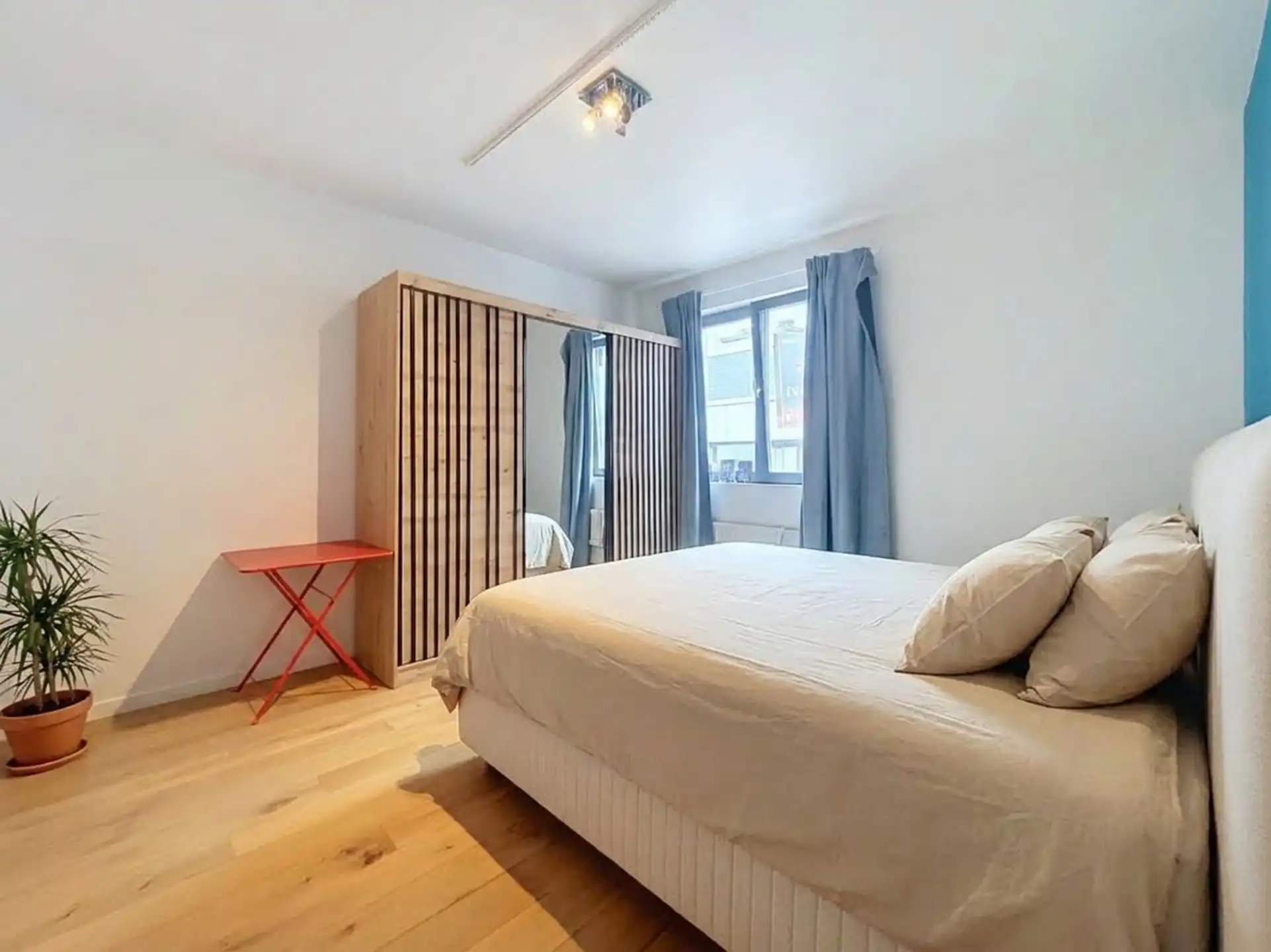 Vlakbij de Botanische Tuinen, mooie flat met 2 slaapkamers  foto 4