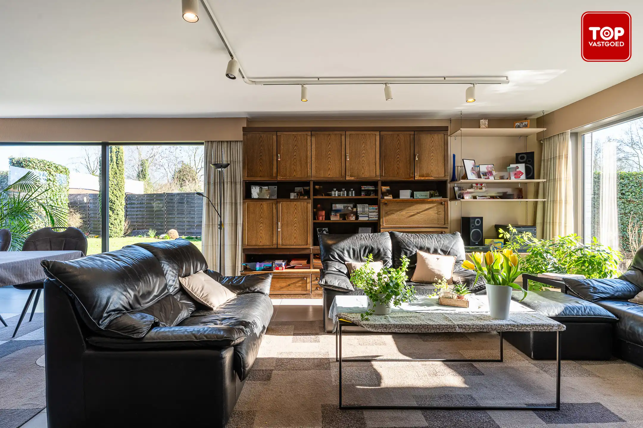 Ruime villa met veel rust en privacy foto 3