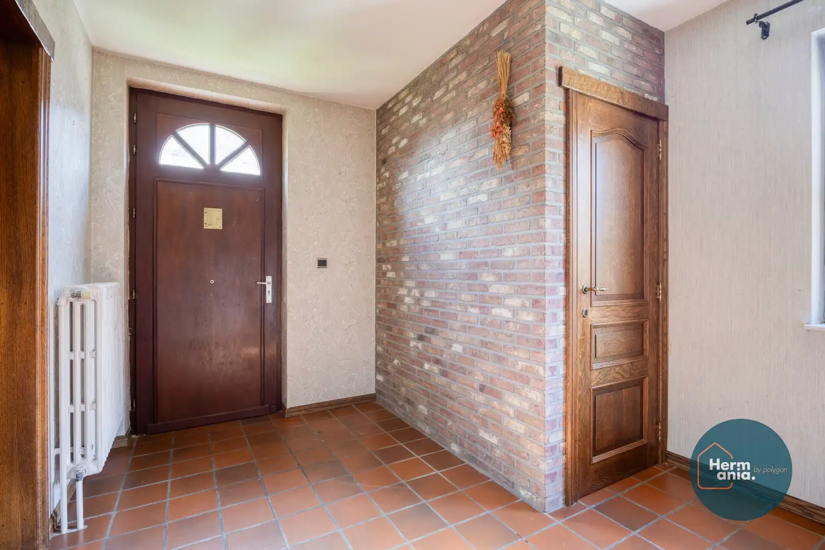Vrijstaande woning met veel potentieel in een rustige omgeving te Bilzen foto 5