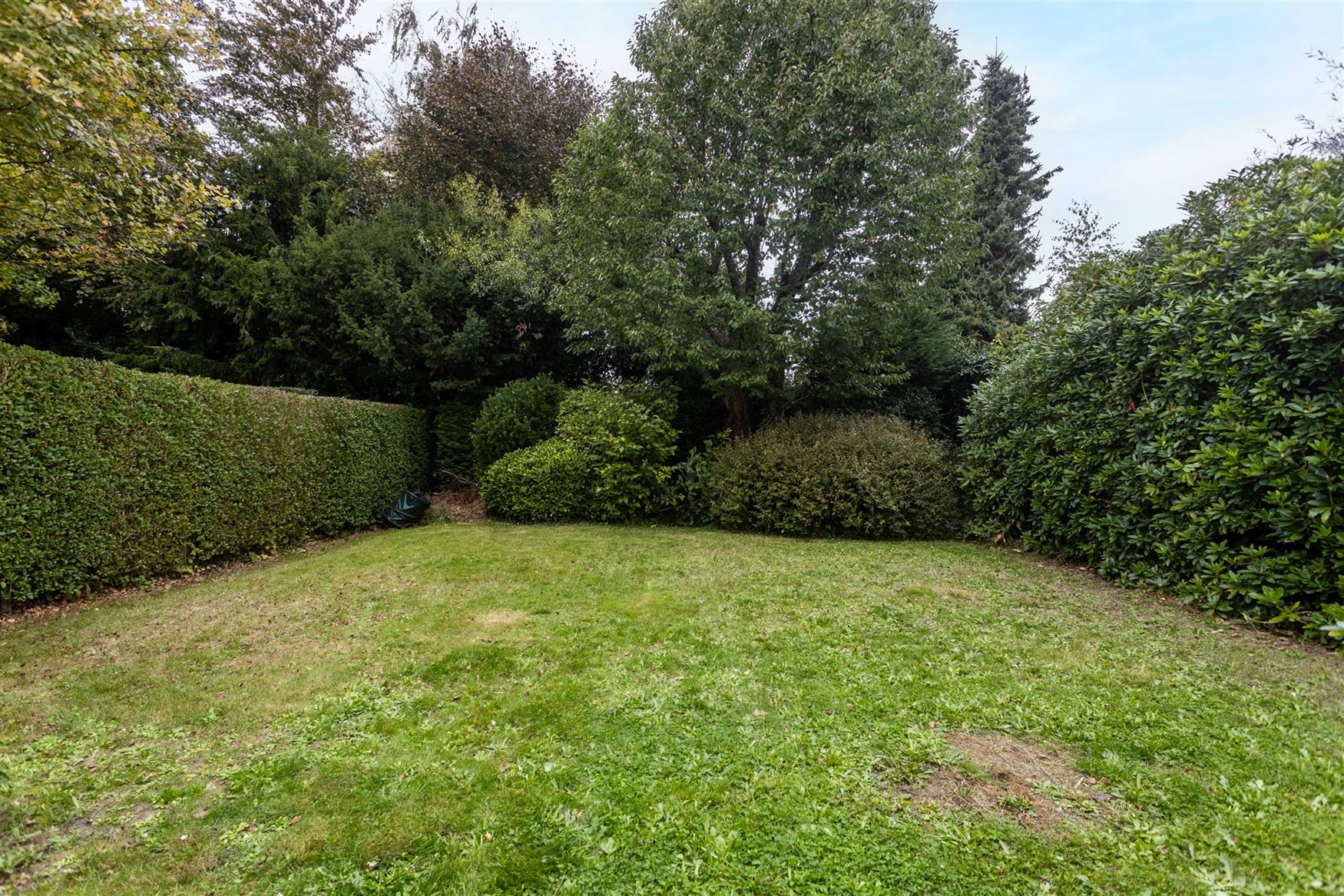 Charmante halfopen woning met tuin en garage te Drongen. foto 20
