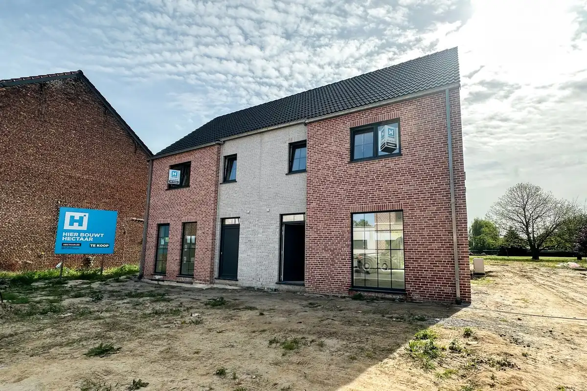 Hectaar bouwt 2 nieuwbouwwoningen te Kampenhout foto {{pictureIndex}}