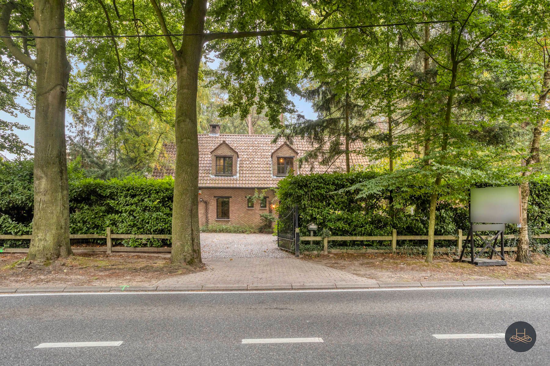 Gezellige open woning met fantastische bereikbaarheid foto 2