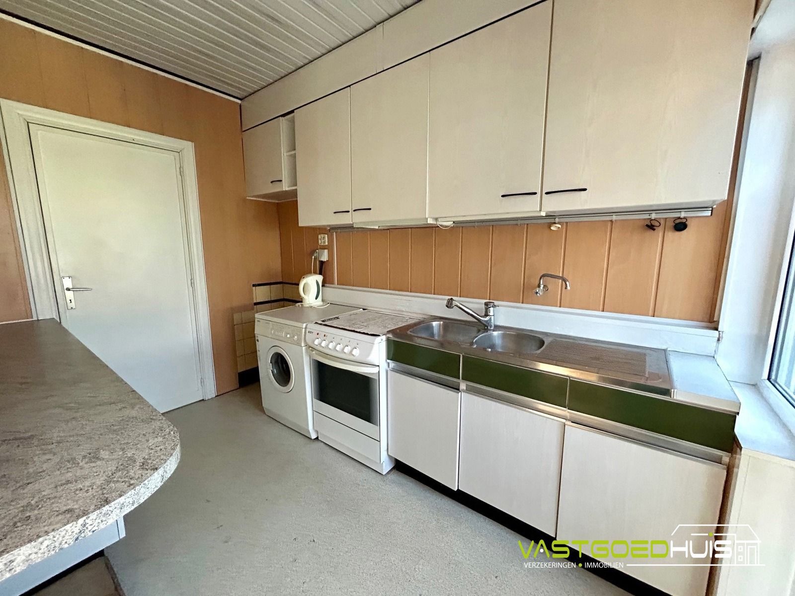 Karaktervolle gezinswoning met tuin en garage foto 7