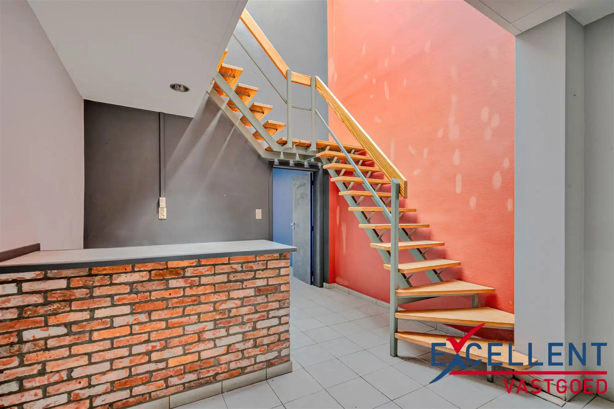 Te renoveren woning nabij centrum Deinze te koop foto 2