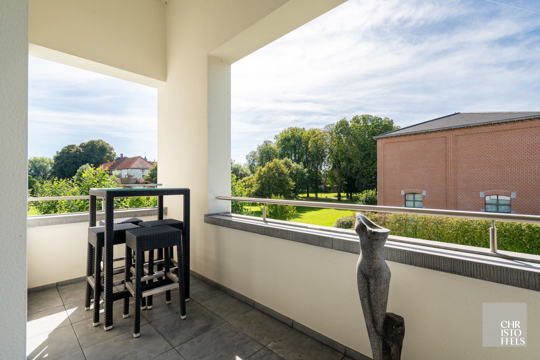 Exclusief villa-appartement van 330m² met vrij uitzicht op omliggend kasteelpark! foto 18